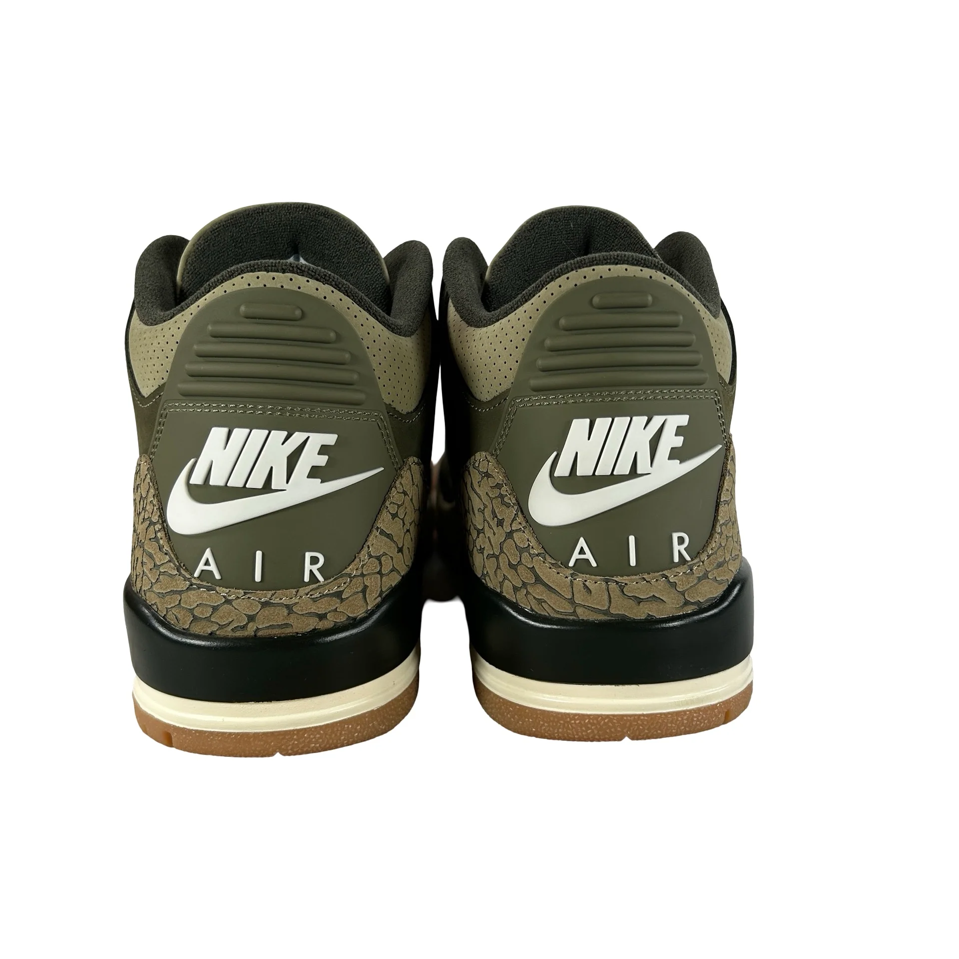 DN3707 202 Jordan 3 Retro Family Affair [USED] - 12 M (VNDS) - Image 3