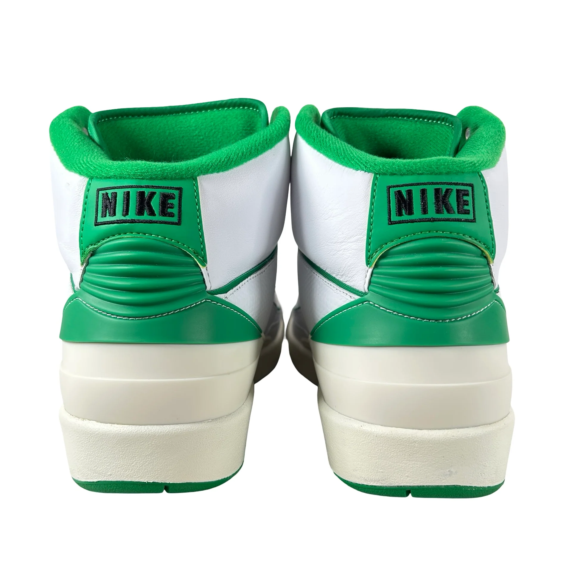 DR8884 103 Jordan 2 Retro Lucky Green - 12 M (Used) - Image 3