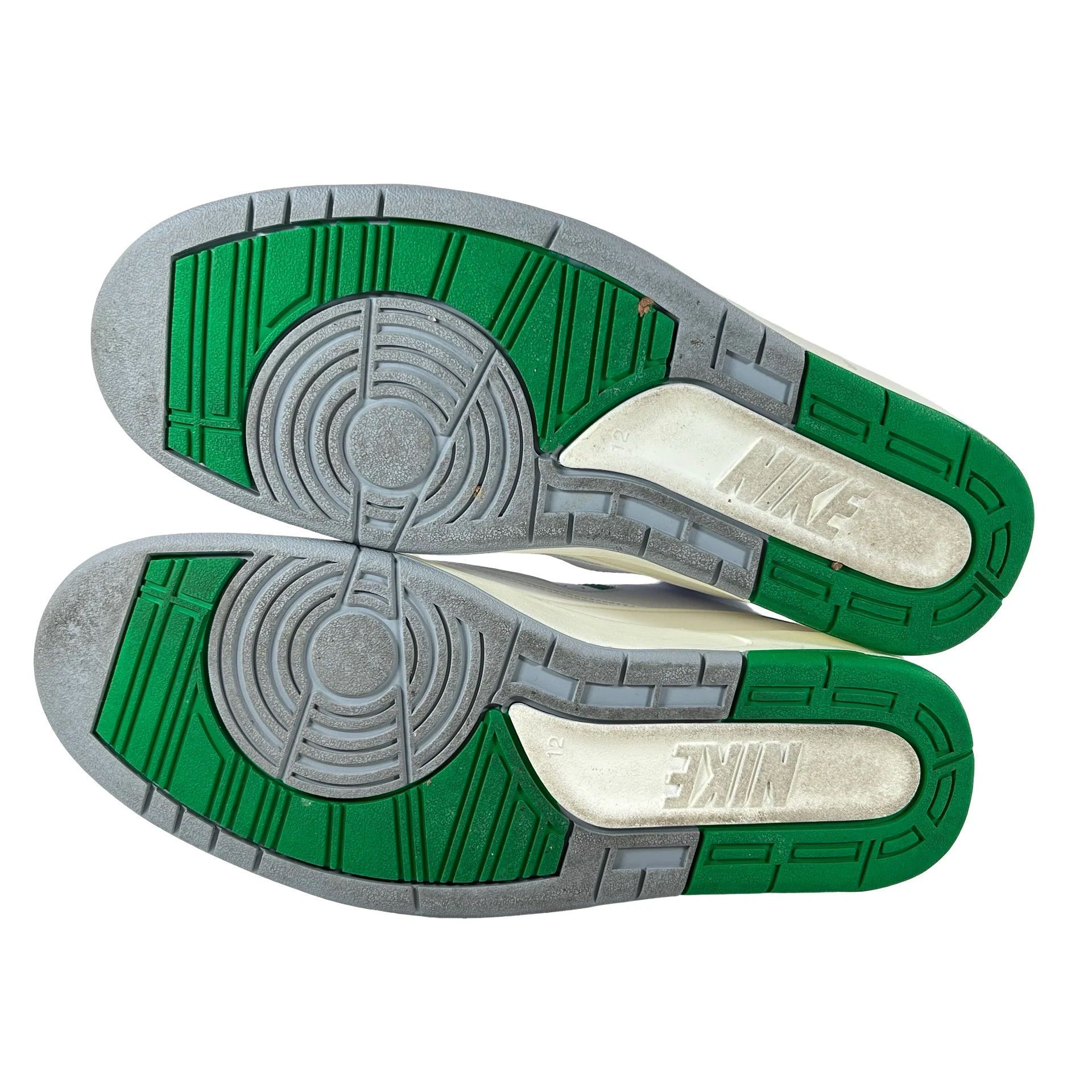 DR8884 103 Jordan 2 Retro Lucky Green - 12 M (Used) - Image 6
