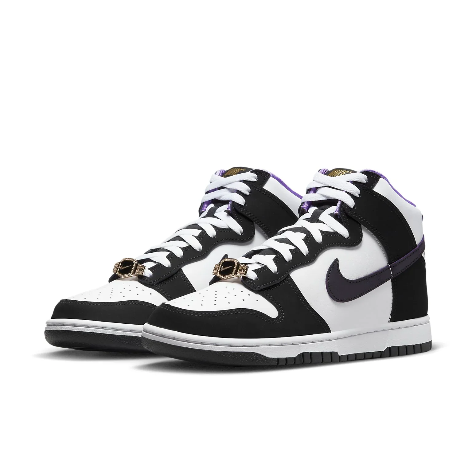 DR9512 001 Nike Dunk High SE World Champs - Image 3