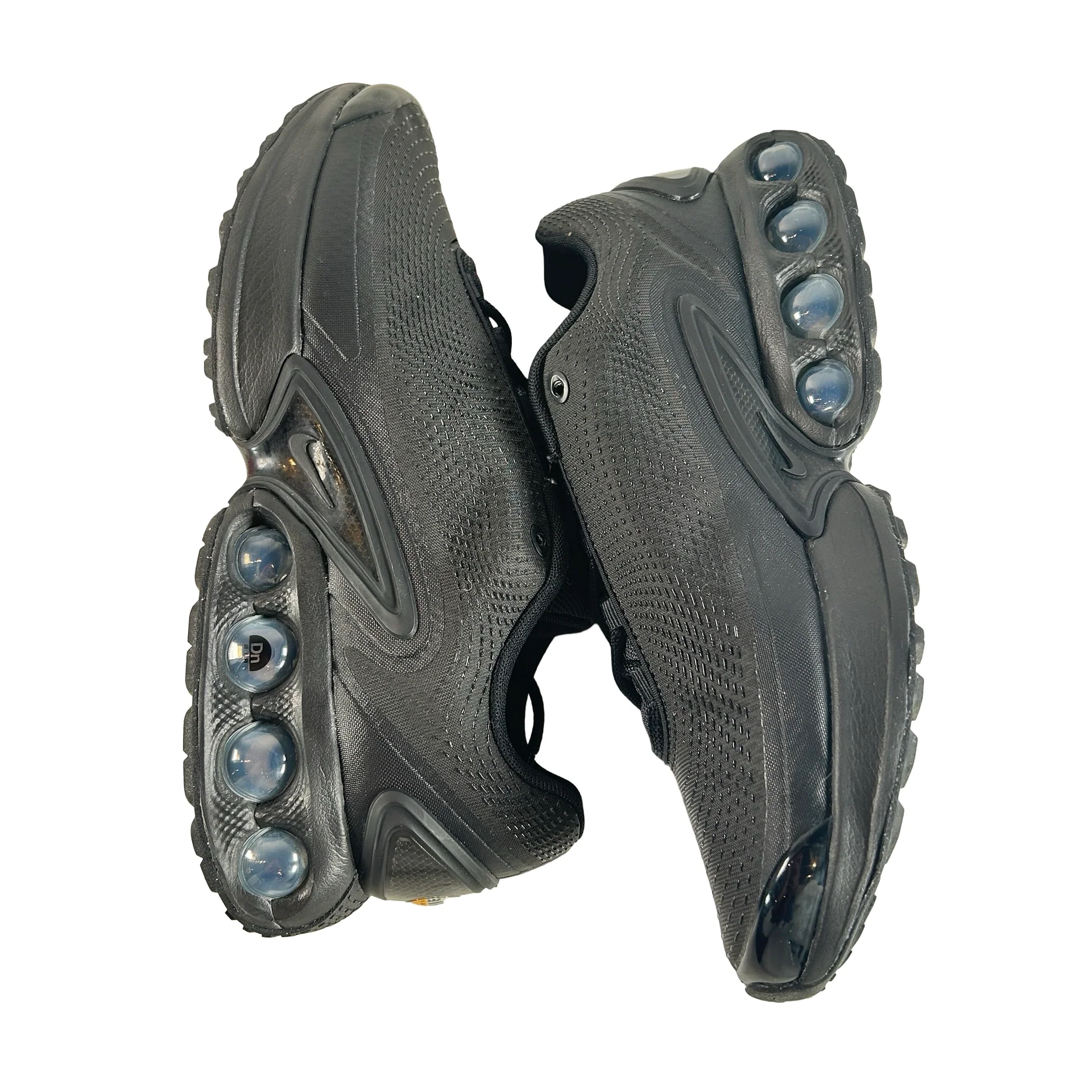 DV3337 006 Nike Air Max Dn Black Metallic Grey [USED] - 11 M (Used) - Image 4