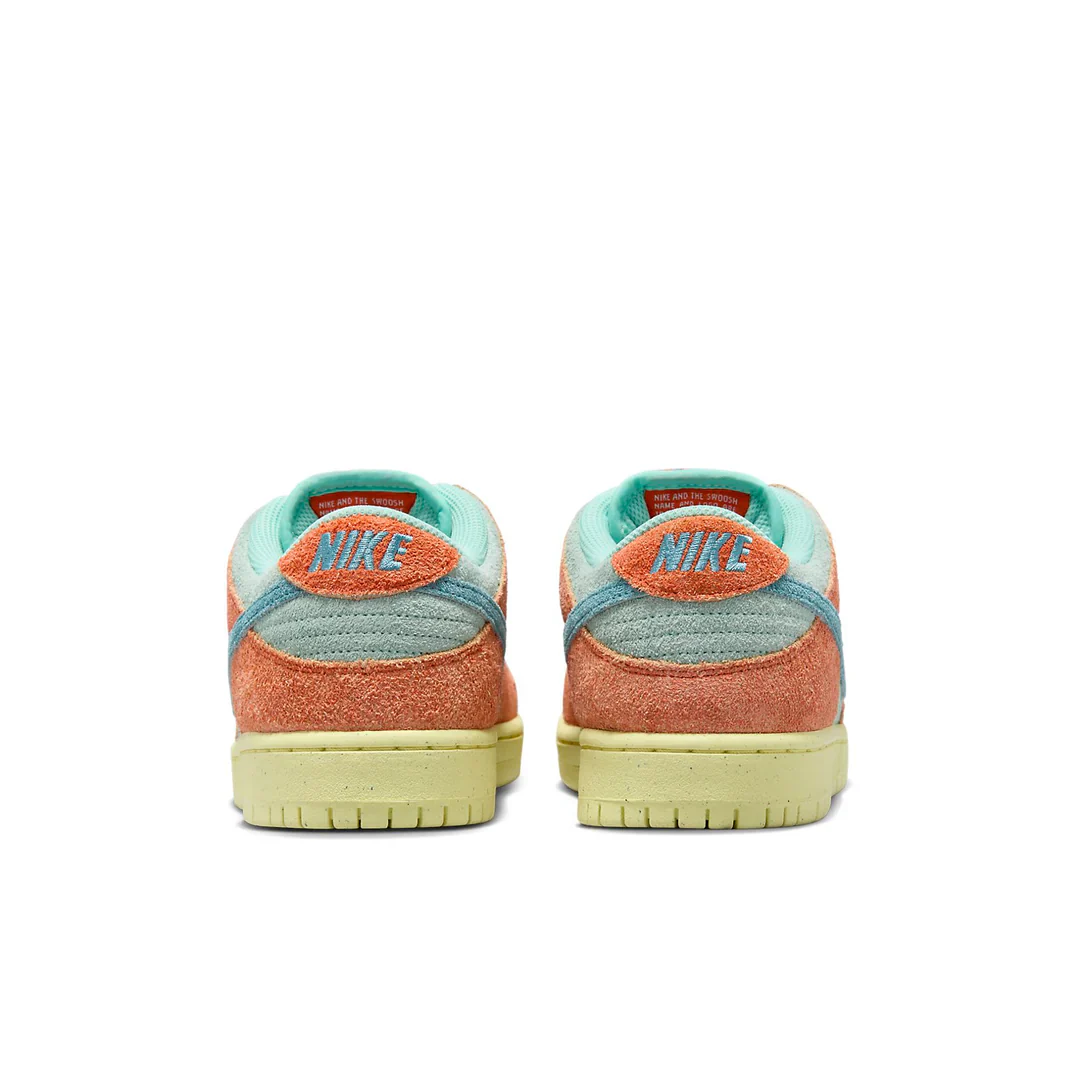 DV5429 800 Nike SB Dunk Low Orange Emerald Rise - Image 4