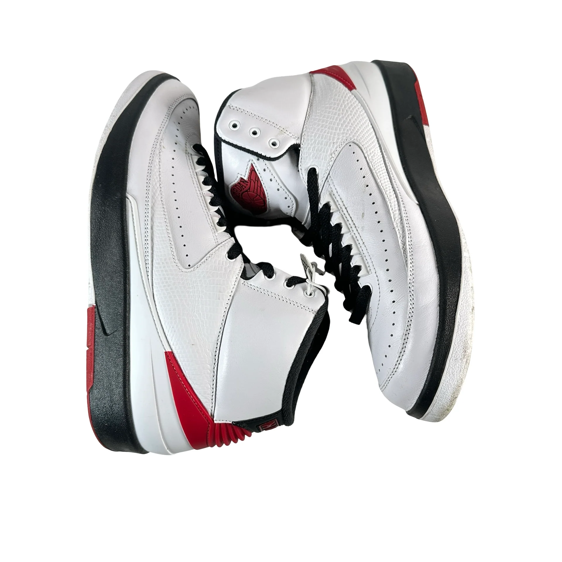 DX2454 106 Jordan 2 Retro OG Chicago (2022) [USED] - 10.5 M (Used12) - Image 4