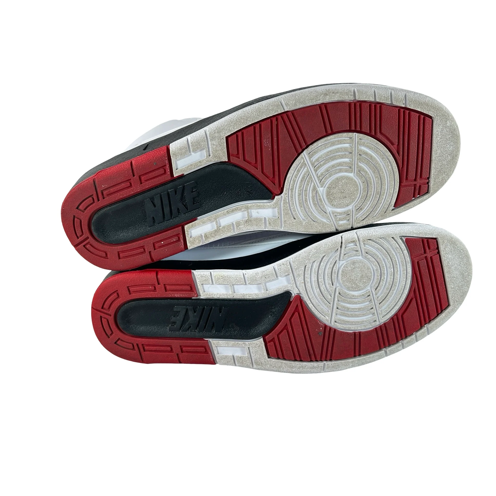 DX2454 106 Jordan 2 Retro OG Chicago (2022) [USED] - 11.5 M (Used2) - Image 6
