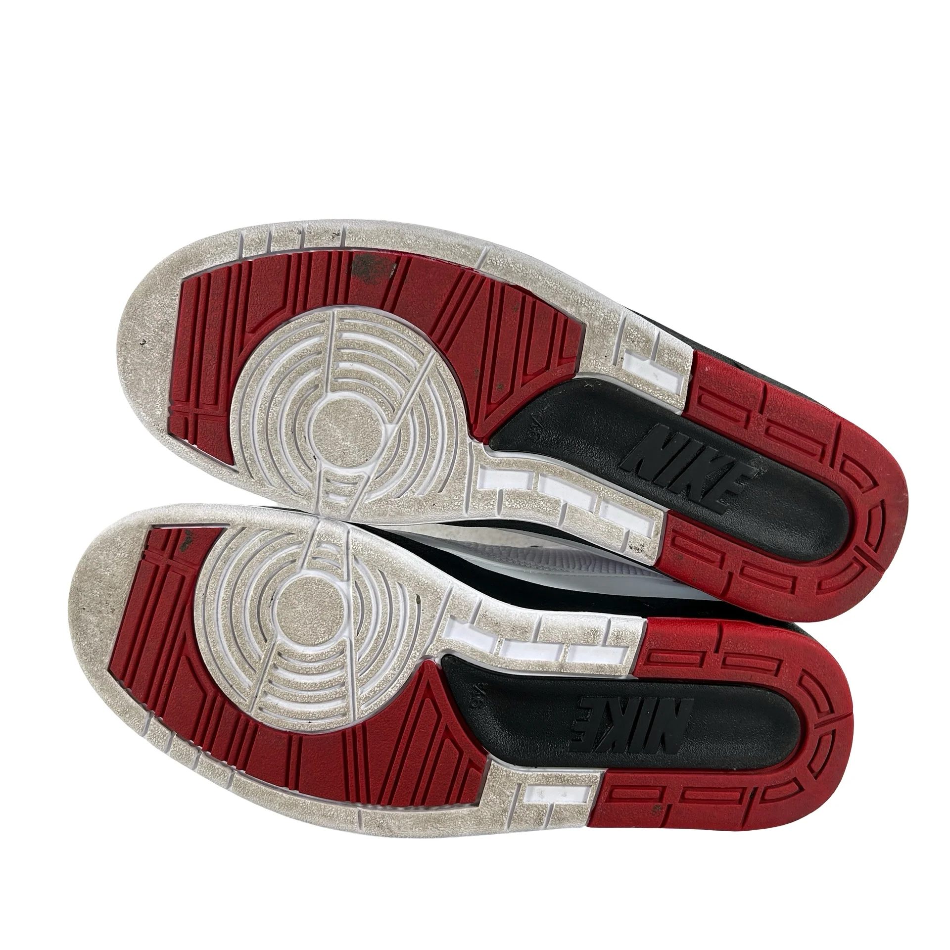 DX2454 106 Jordan 2 Retro OG Chicago (2022) [USED] - 9.5 M (Used5) - Image 6