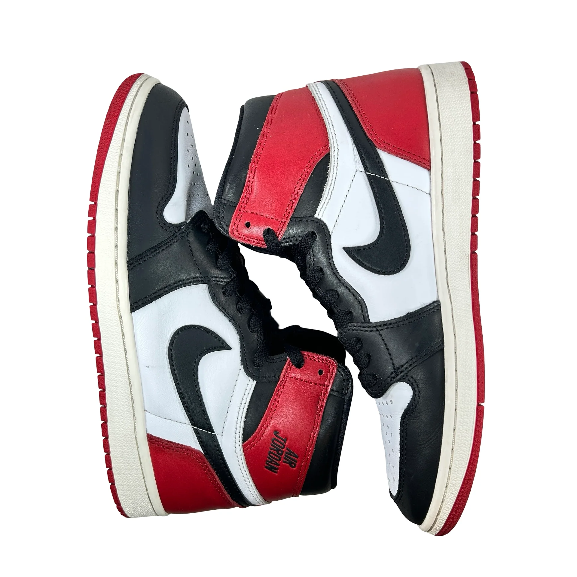 DZ5485 106 Air Jordan 1 High OG Black Toe Reimagined [USED] - 8.5 M (Used4) - Image 4