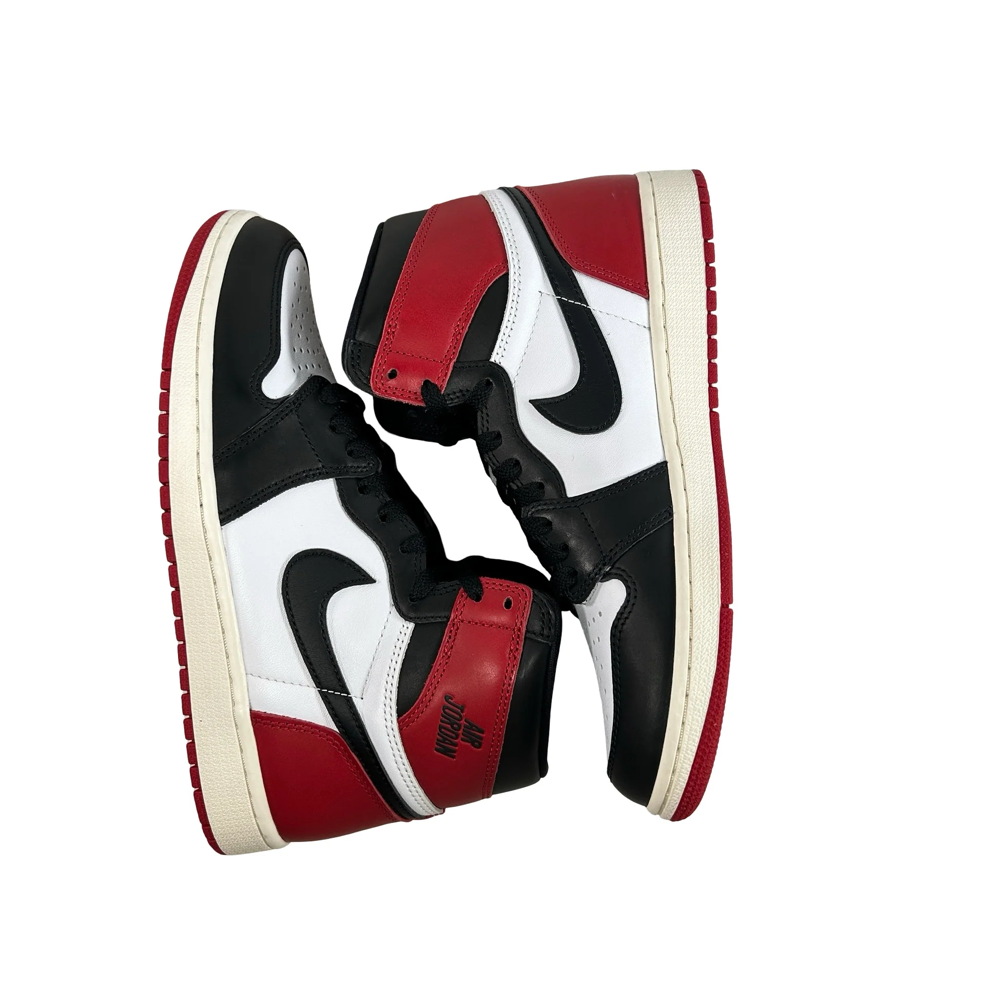 DZ5485 106 Air Jordan 1 High OG Black Toe Reimagined [USED] - 8.5 M (Used5) - Image 4