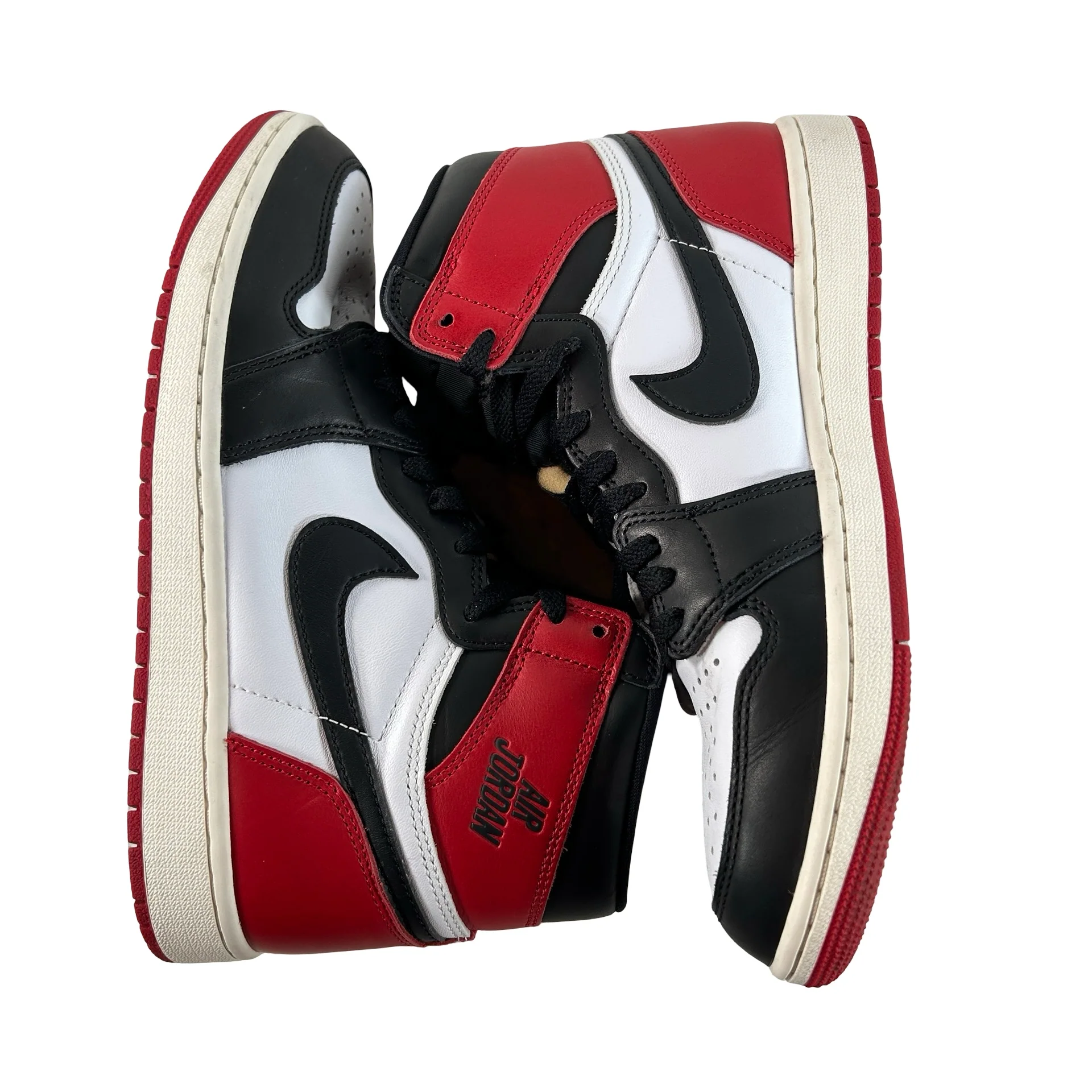 DZ5485 106 Air Jordan 1 High OG Black Toe Reimagined [USED] - 9 M (Used2) (No Box2) (No Insoles) - Image 5