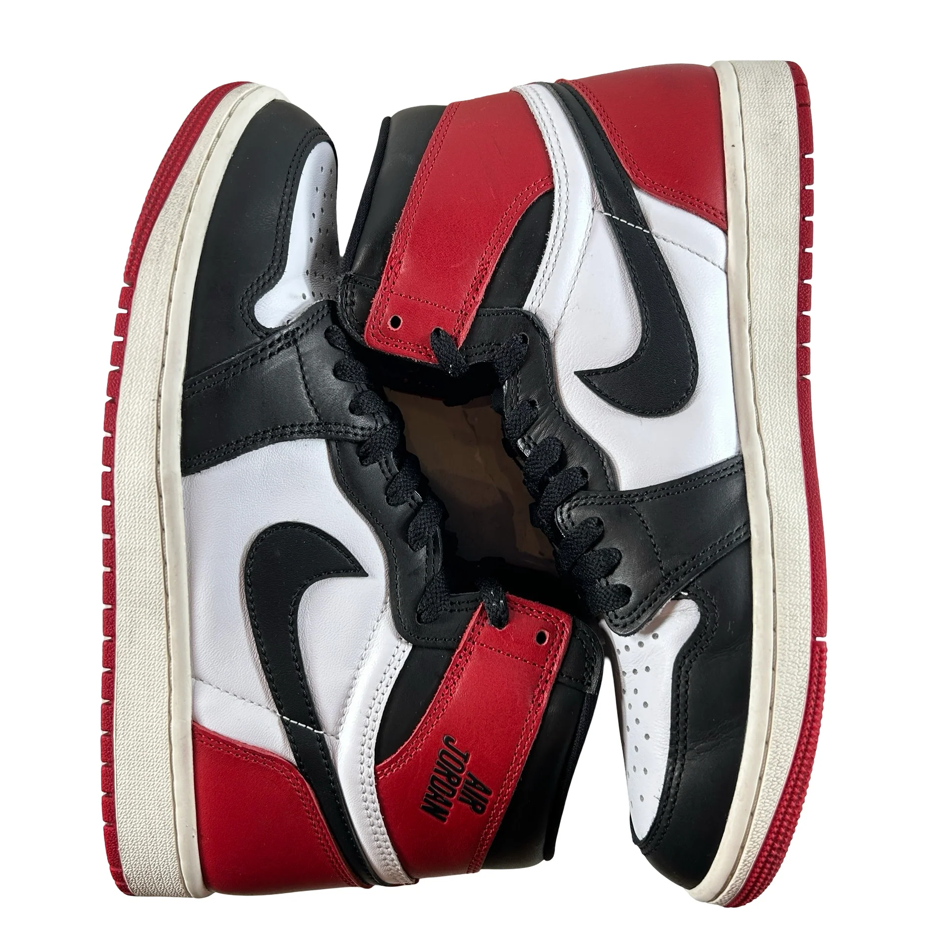 DZ5485 106 Air Jordan 1 High OG Black Toe Reimagined [USED] - 9 M (Used5) - Image 4