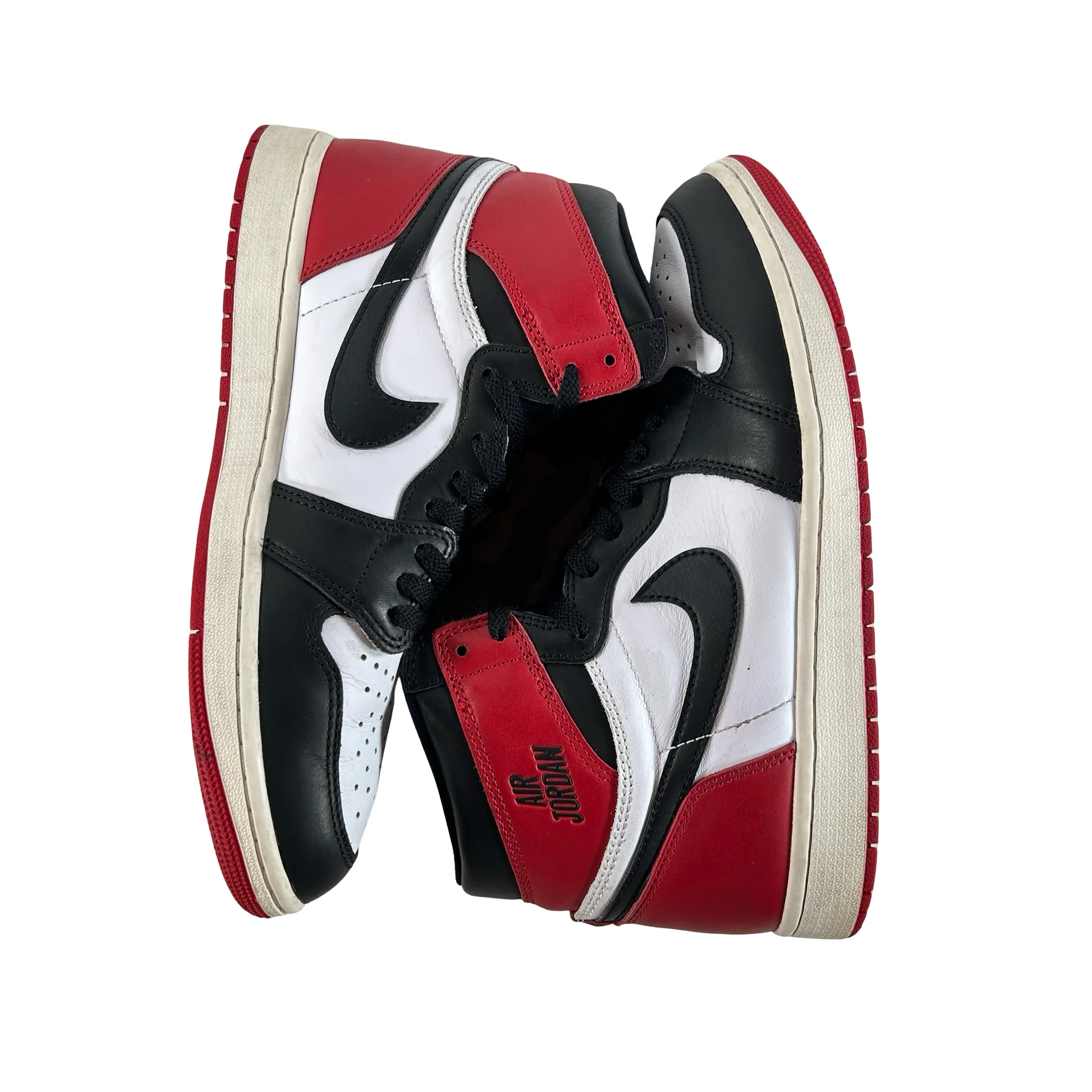 DZ5485 106 Jordan 1 Retro High OG Black Toe Reimagined [USED] - 10 M (Used11) - Image 4