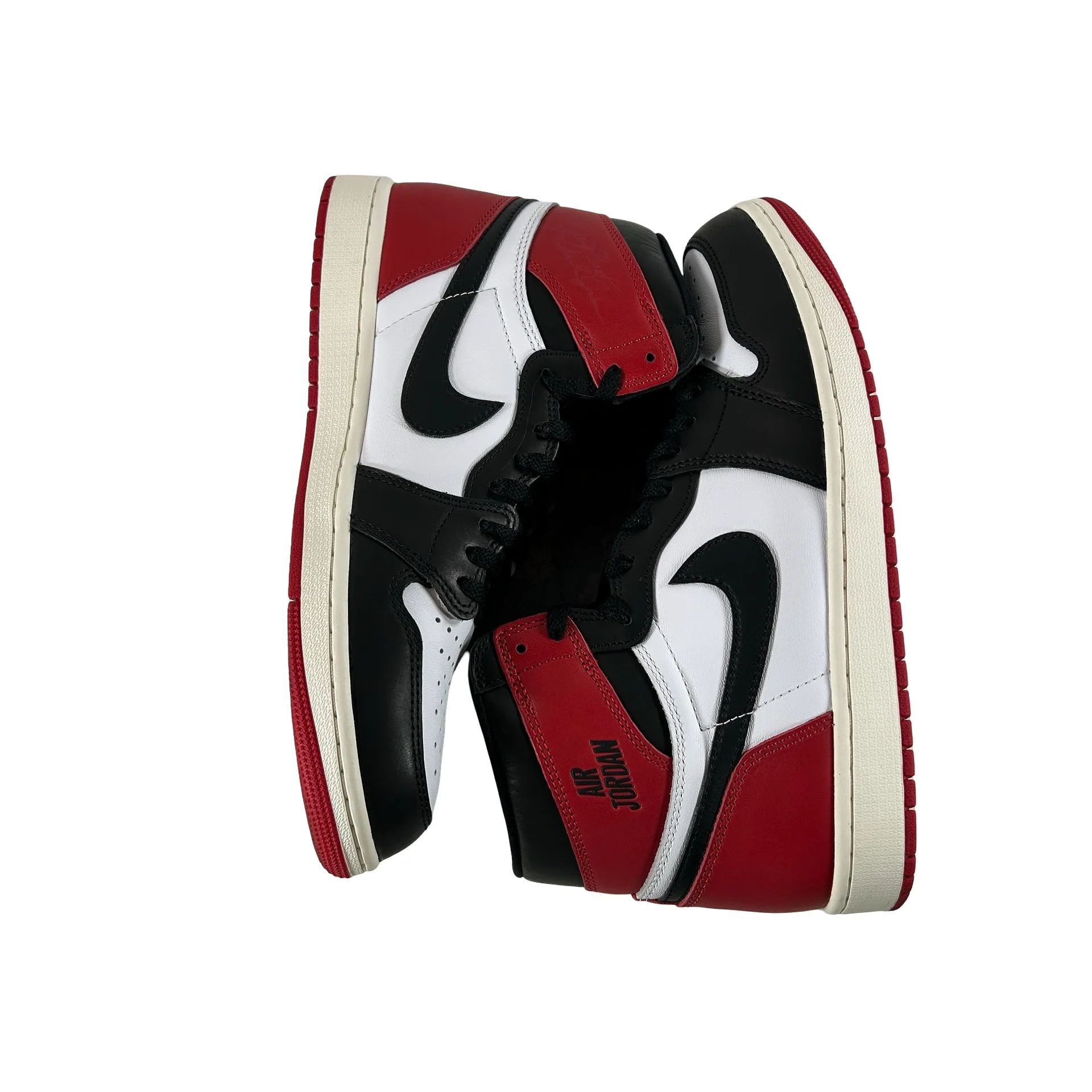 DZ5485 106 Jordan 1 Retro High OG Black Toe Reimagined [USED] - 11 M (Used8) - Image 5