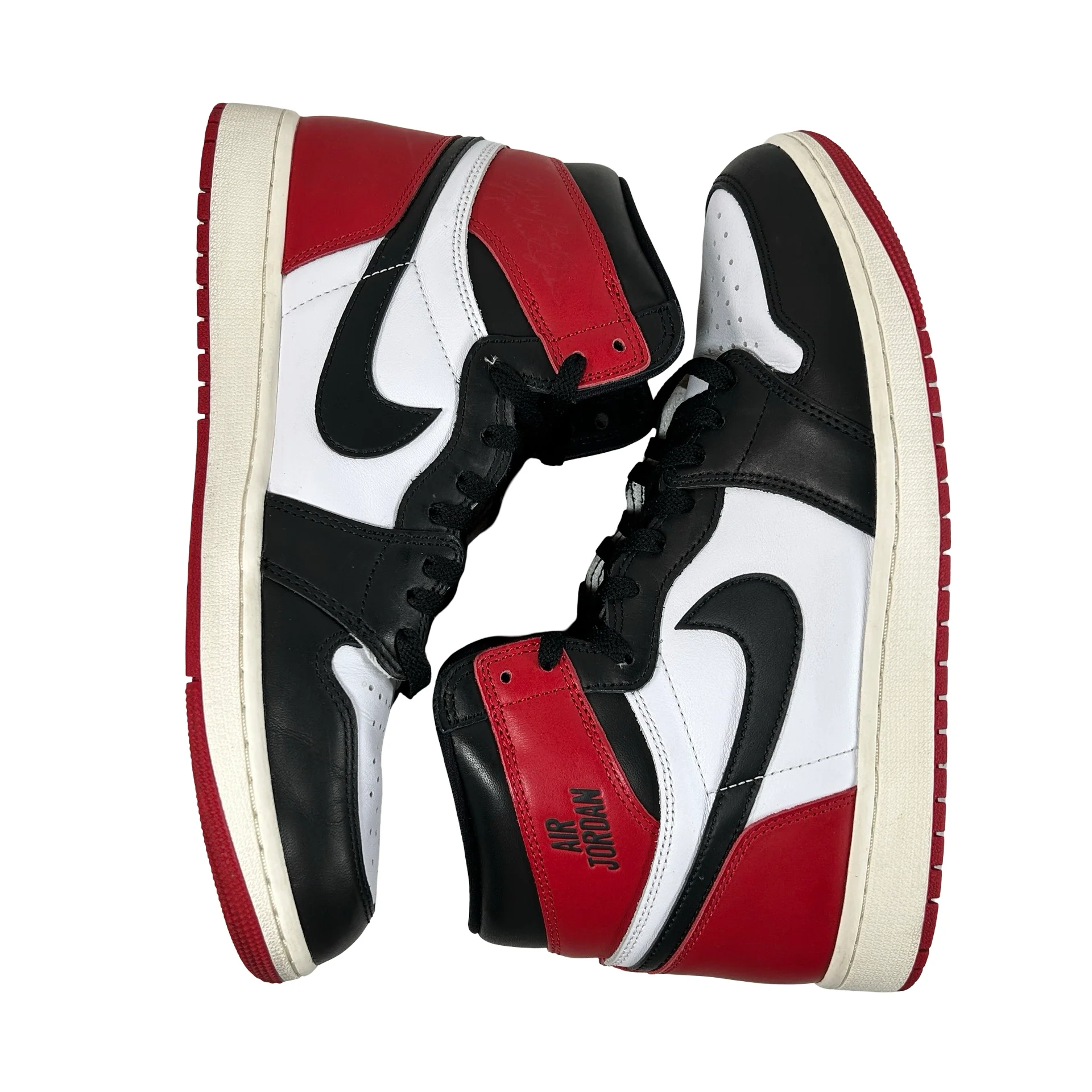 DZ5485 106 Jordan 1 Retro High OG Black Toe Reimagined [USED] - 12 M (Used6) - Image 5