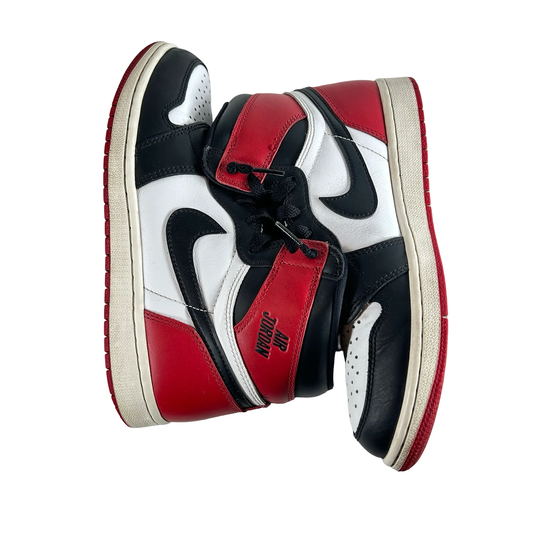 DZ5485 106 Jordan 1 Retro High OG Black Toe Reimagined [USED] - 8 M (Used8) - Image 4