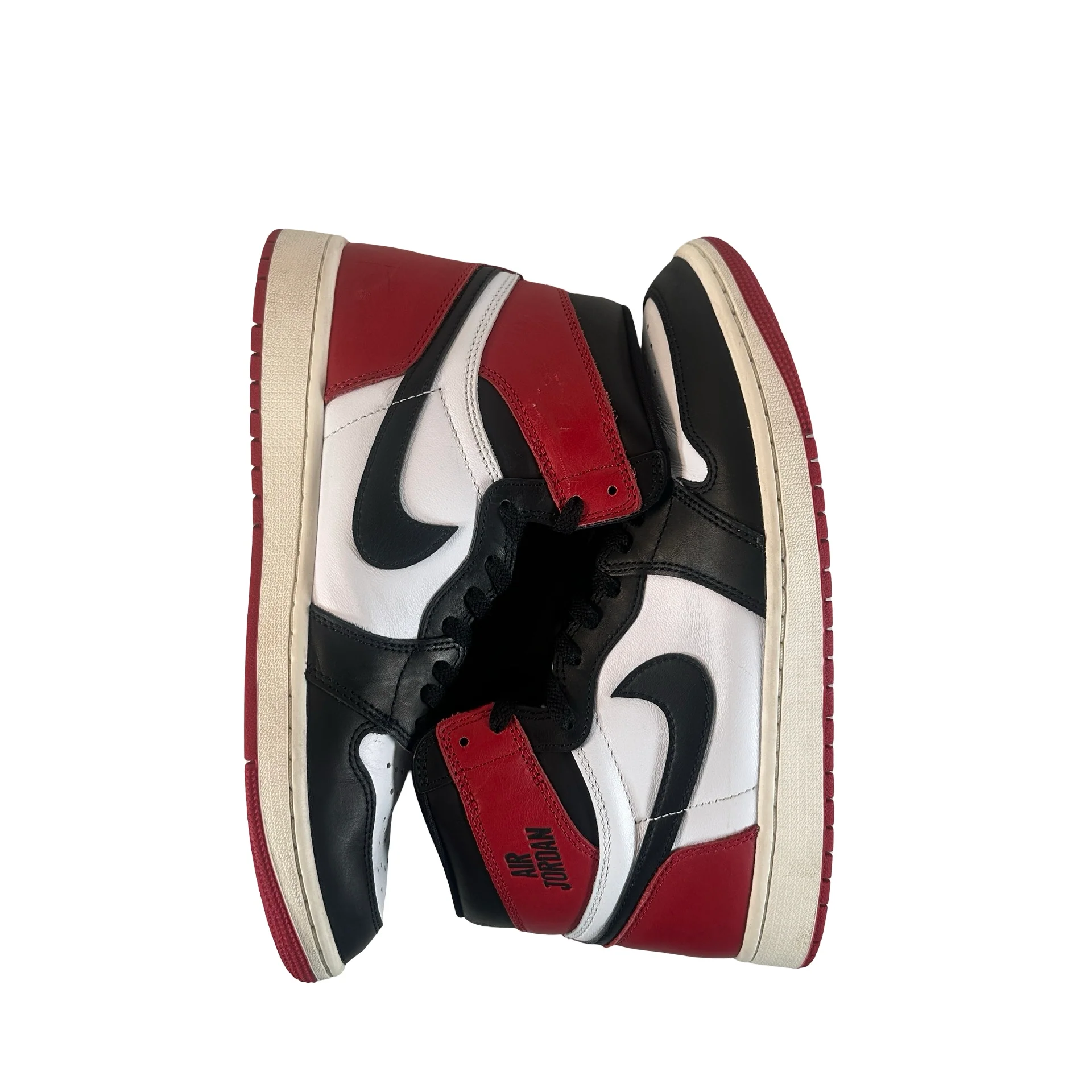 DZ5485 106 Jordan 1 Retro High OG Black Toe Reimagined [USED] - 9.5 M (Used16) - Image 5
