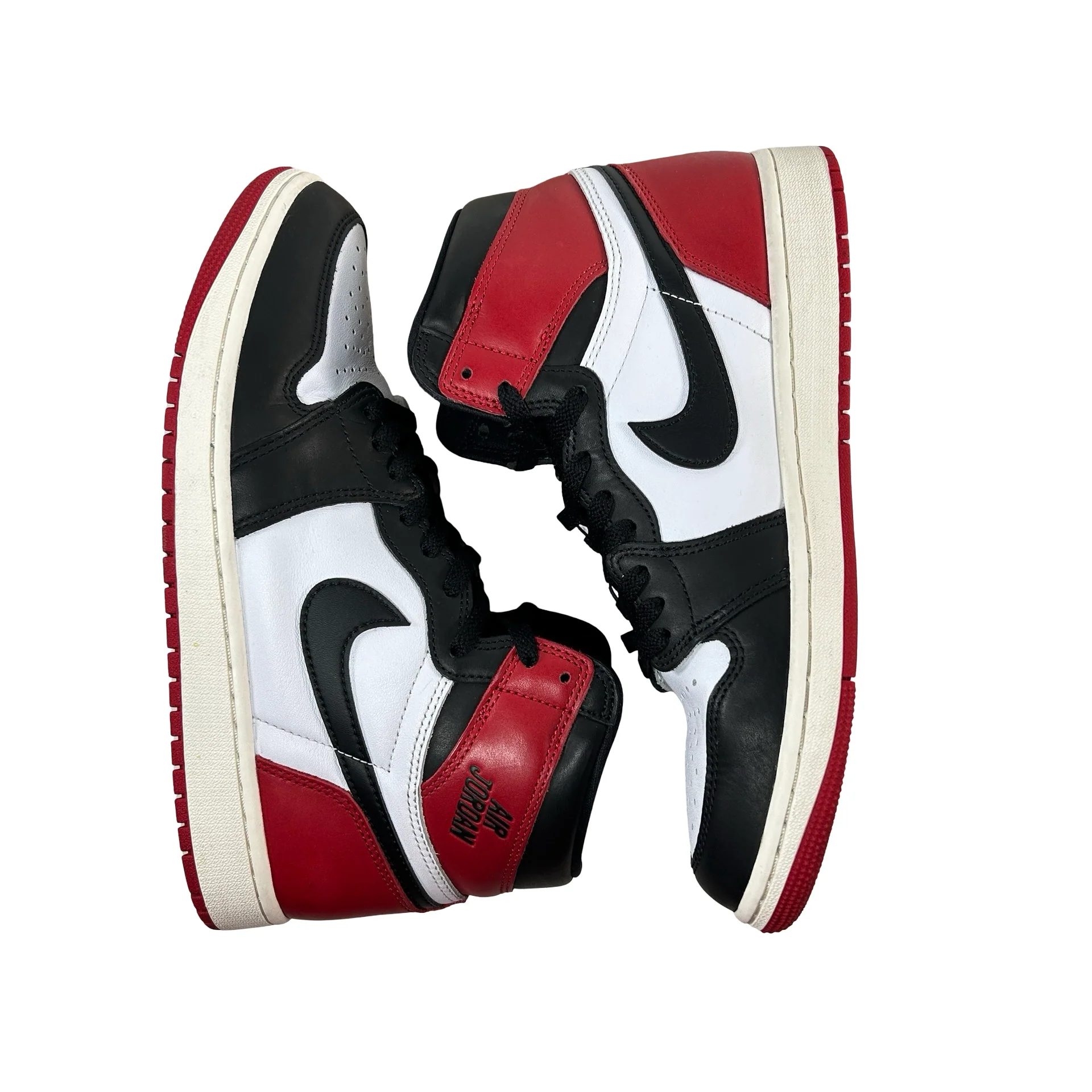 DZ5485 106 Jordan 1 Retro High OG Black Toe Reimagined [USED] - 9.5 M (Used15) - Image 4