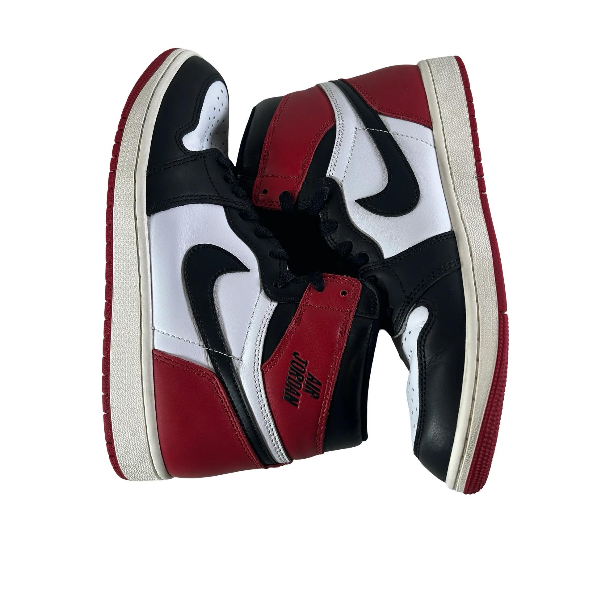 DZ5485 106 Jordan 1 Retro High OG Black Toe Reimagined [USED] - 9.5 M (Used18) - Image 4