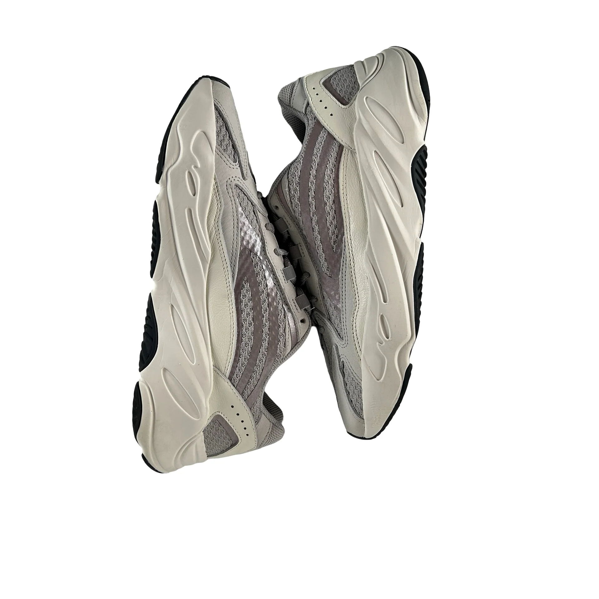 EF2829 Yeezy 700 Static [USED] - 10.5 M (Used4) - Image 4