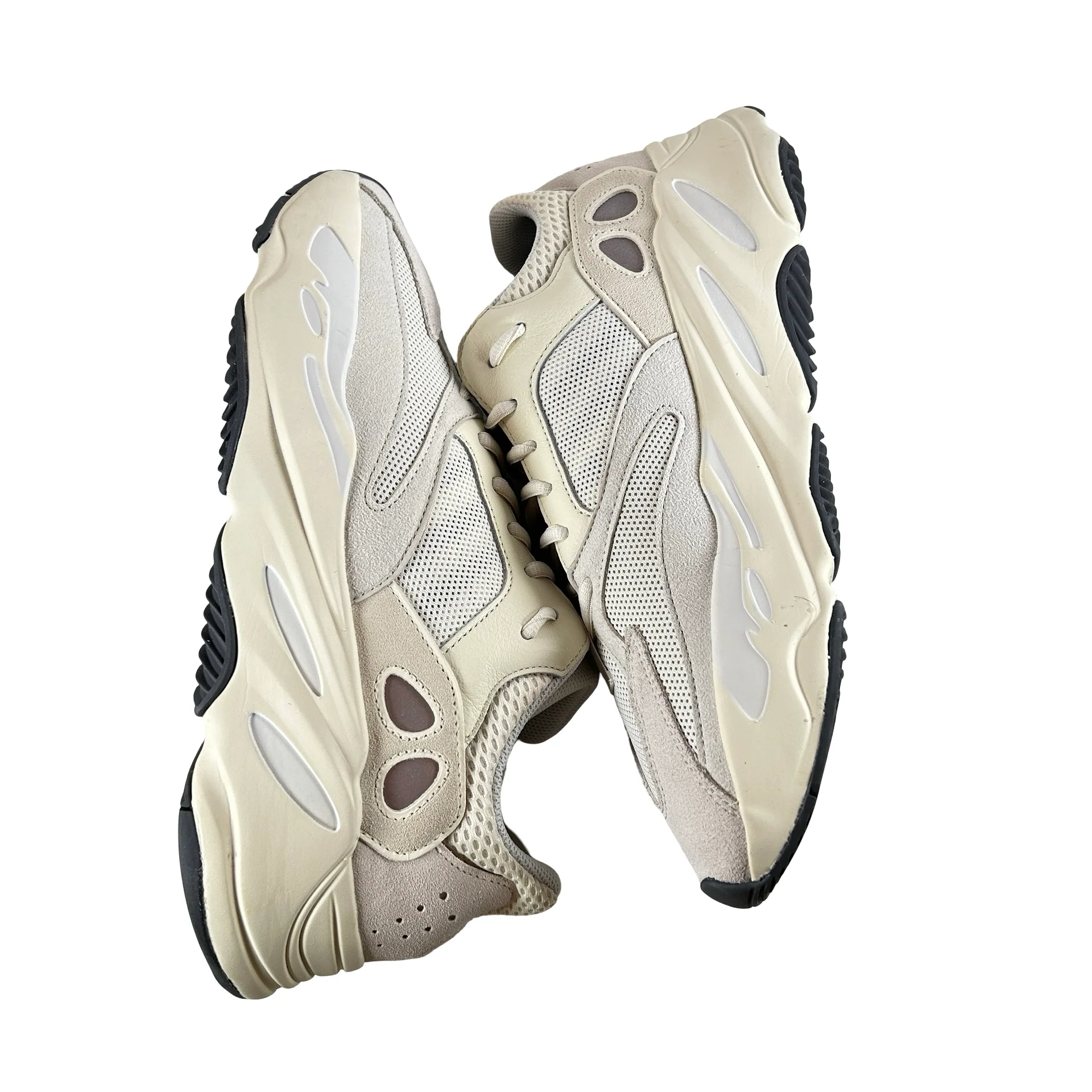 EG7596 adidas Yeezy Boost 700 Analog [USED] - 12 M (VNDS) - Image 4