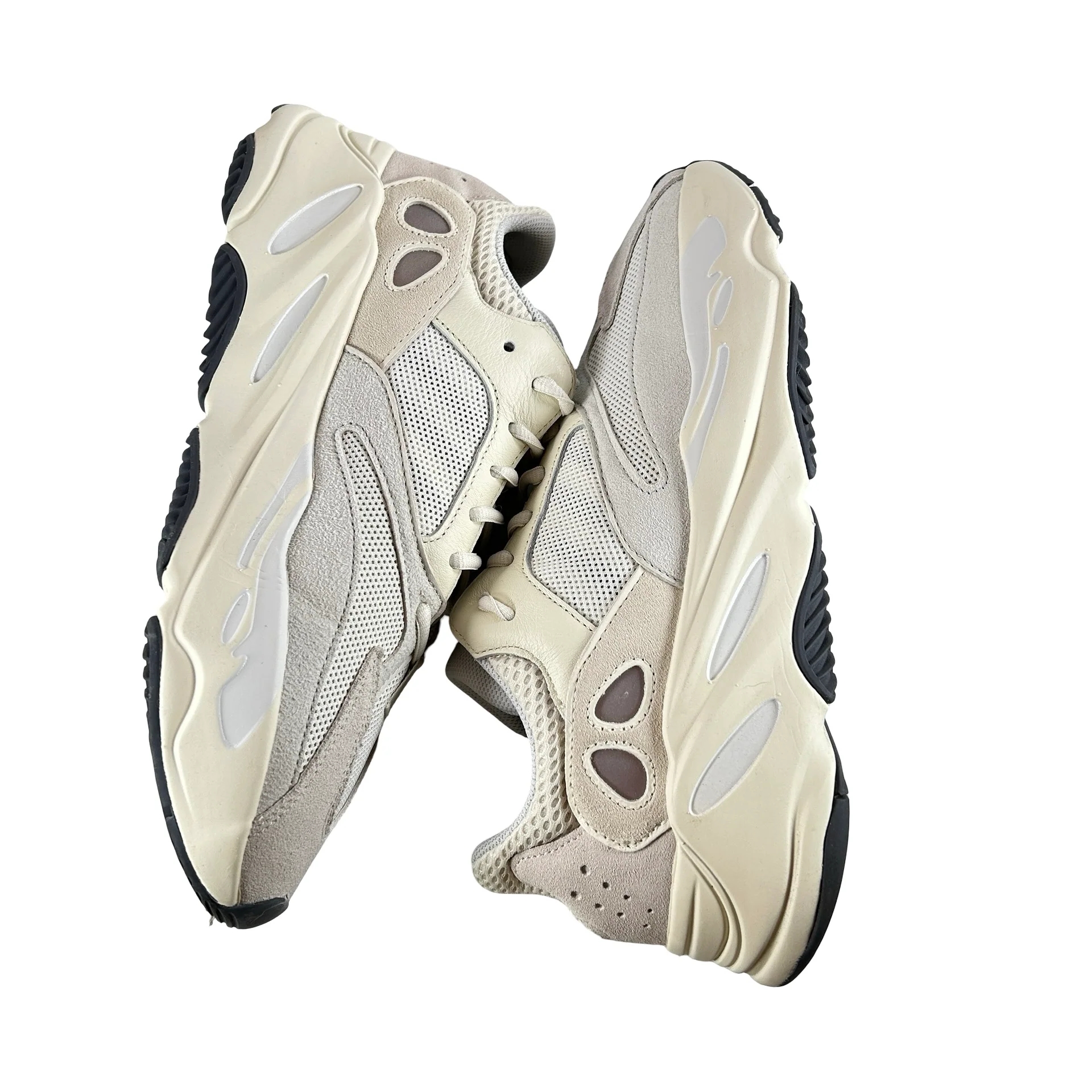 EG7596 adidas Yeezy Boost 700 Analog [USED] - 12 M (VNDS) - Image 5