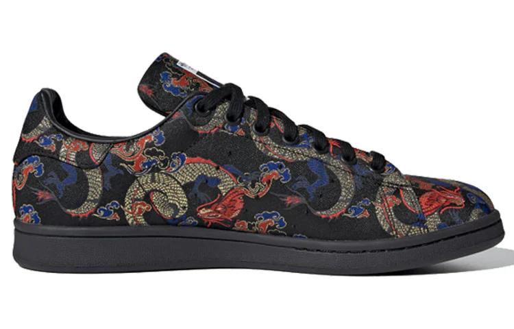 EH2237 adidas Stan Smith Dragon Print - Image 2