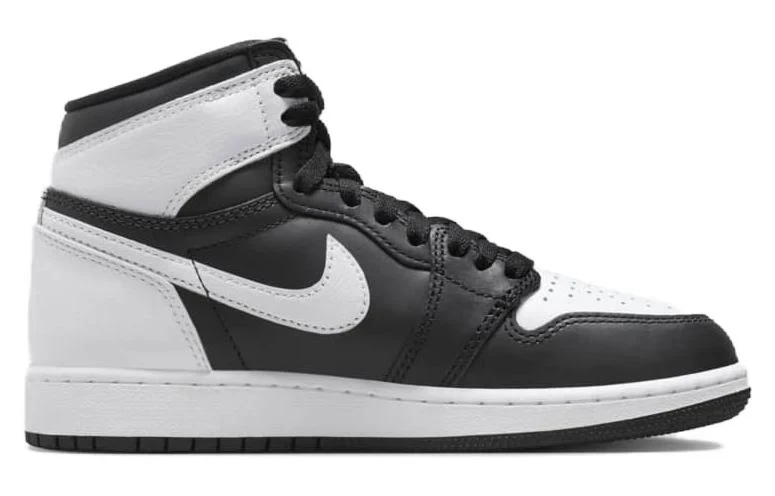 FD1437 010 Jordan 1 Retro High OG Black White (GS) - Image 2