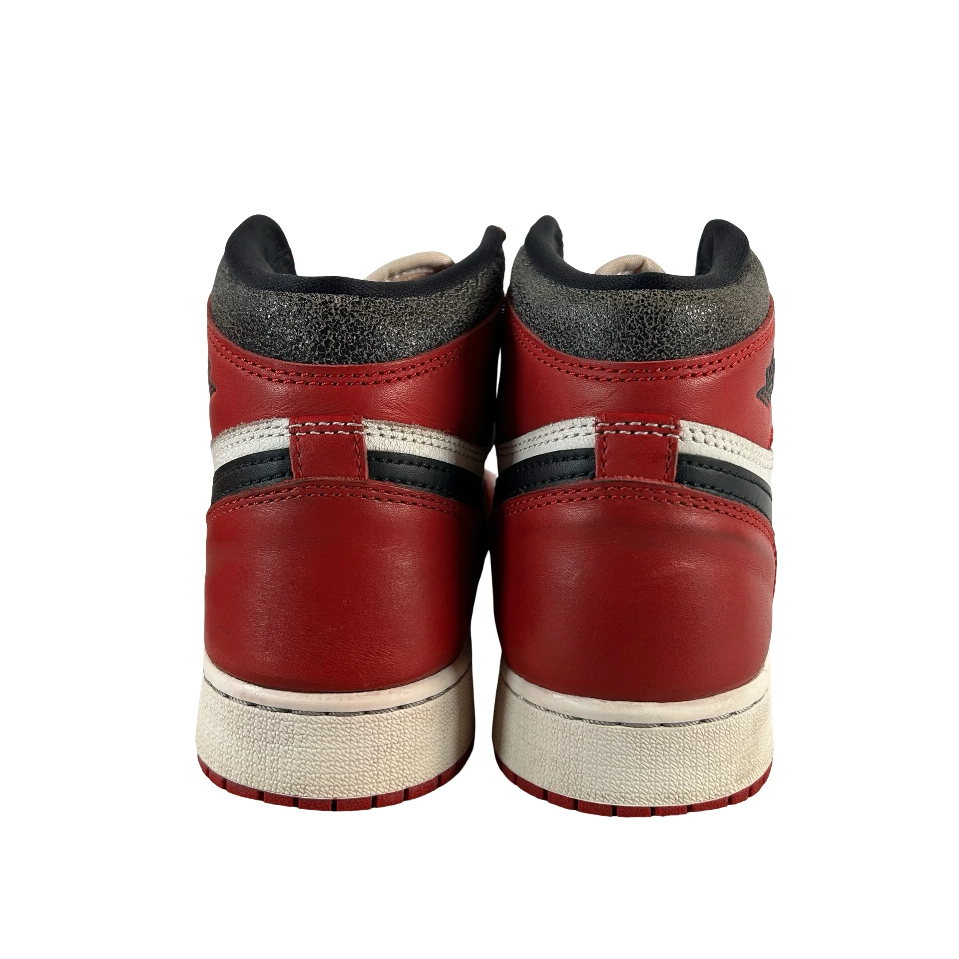 FD1437 612 Jordan 1 Retro High OG Chicago Lost and Found (GS) [USED] - 7 Y (Used10) - Image 3
