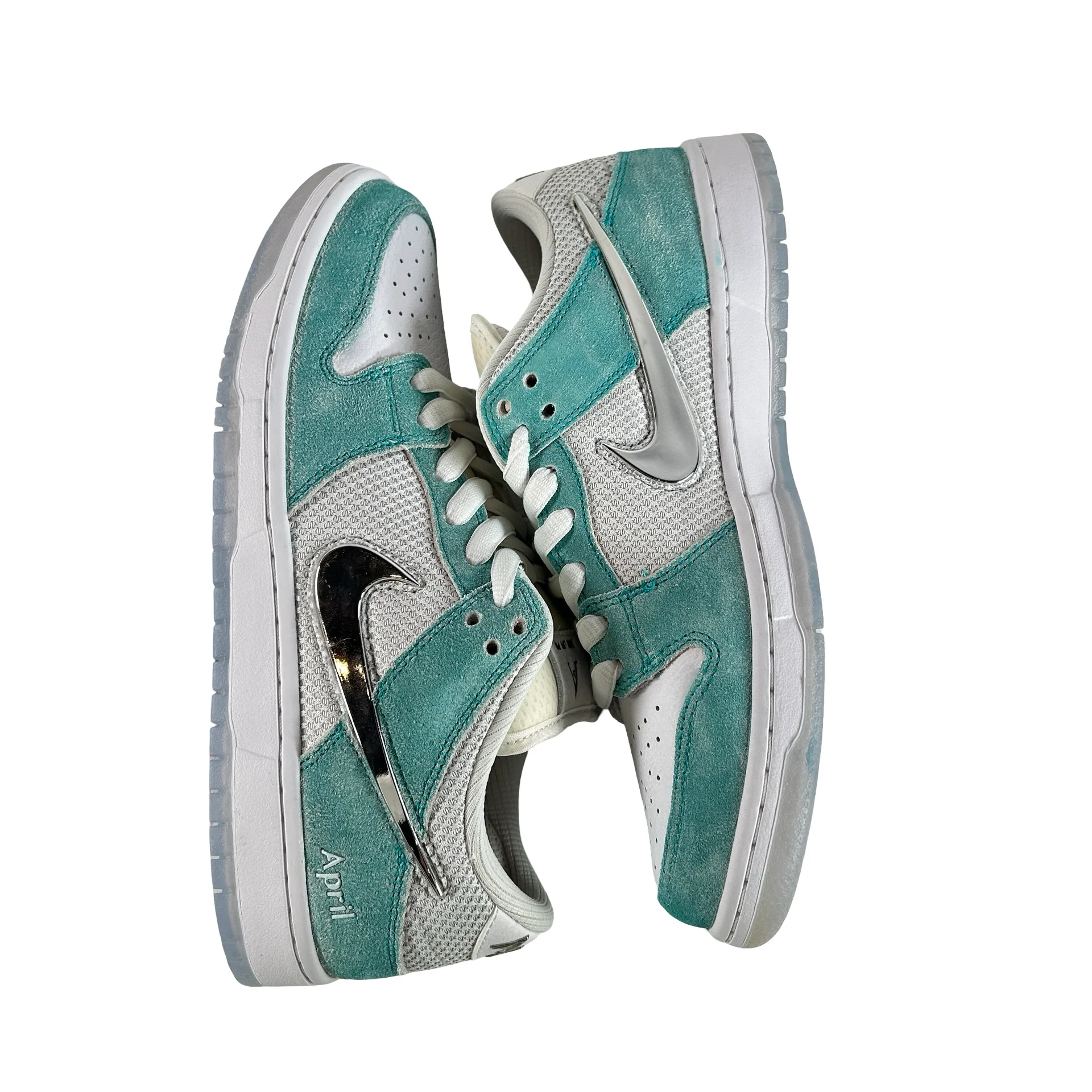 FD2562 400 Nike SB Dunk Low April Skateboards [CONDITIONAL] - 9.5 M (Yellowing) - Image 4