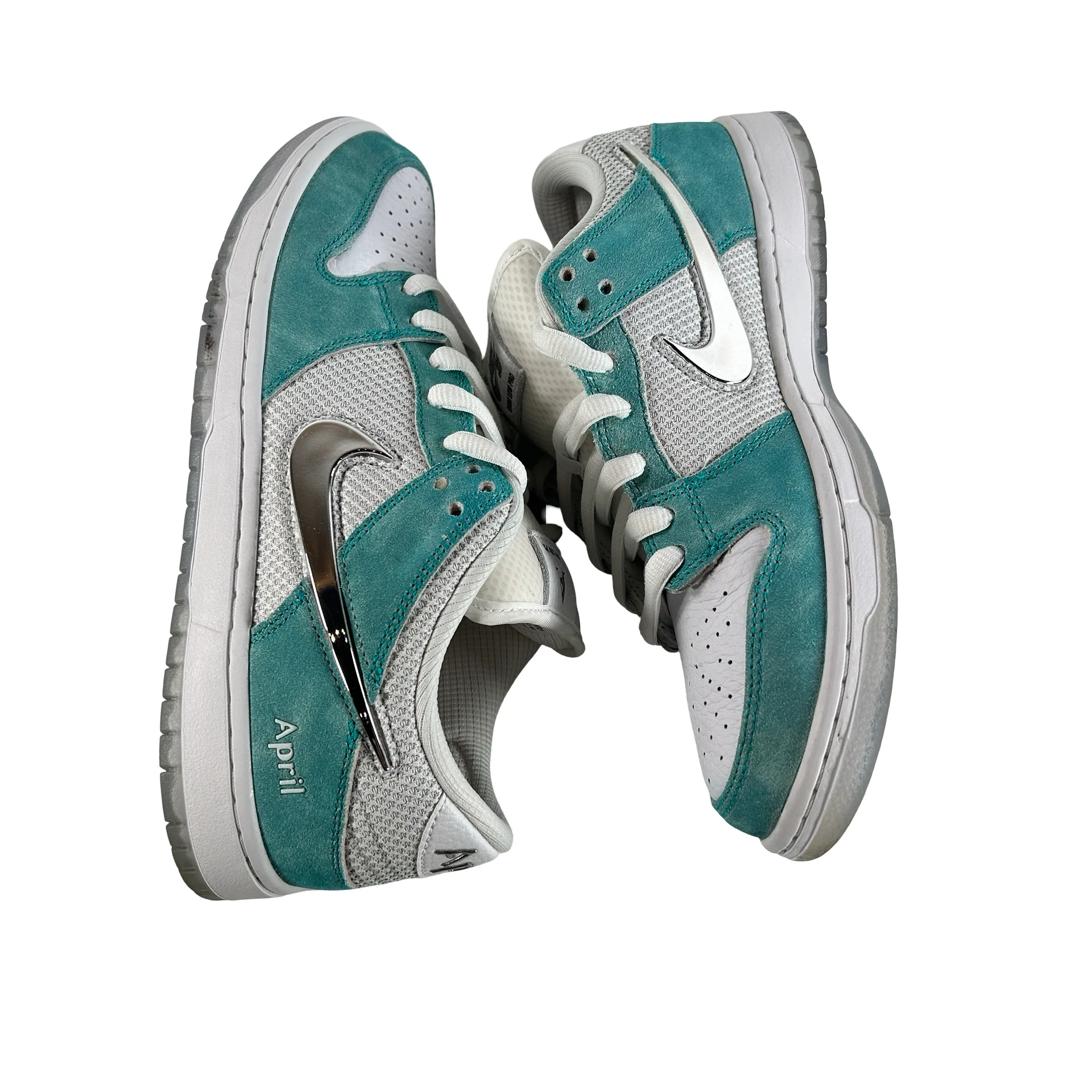 FD2562 400 Nike SB Dunk Low April Skateboards [USED] - 9.5 M (Used) - Image 4