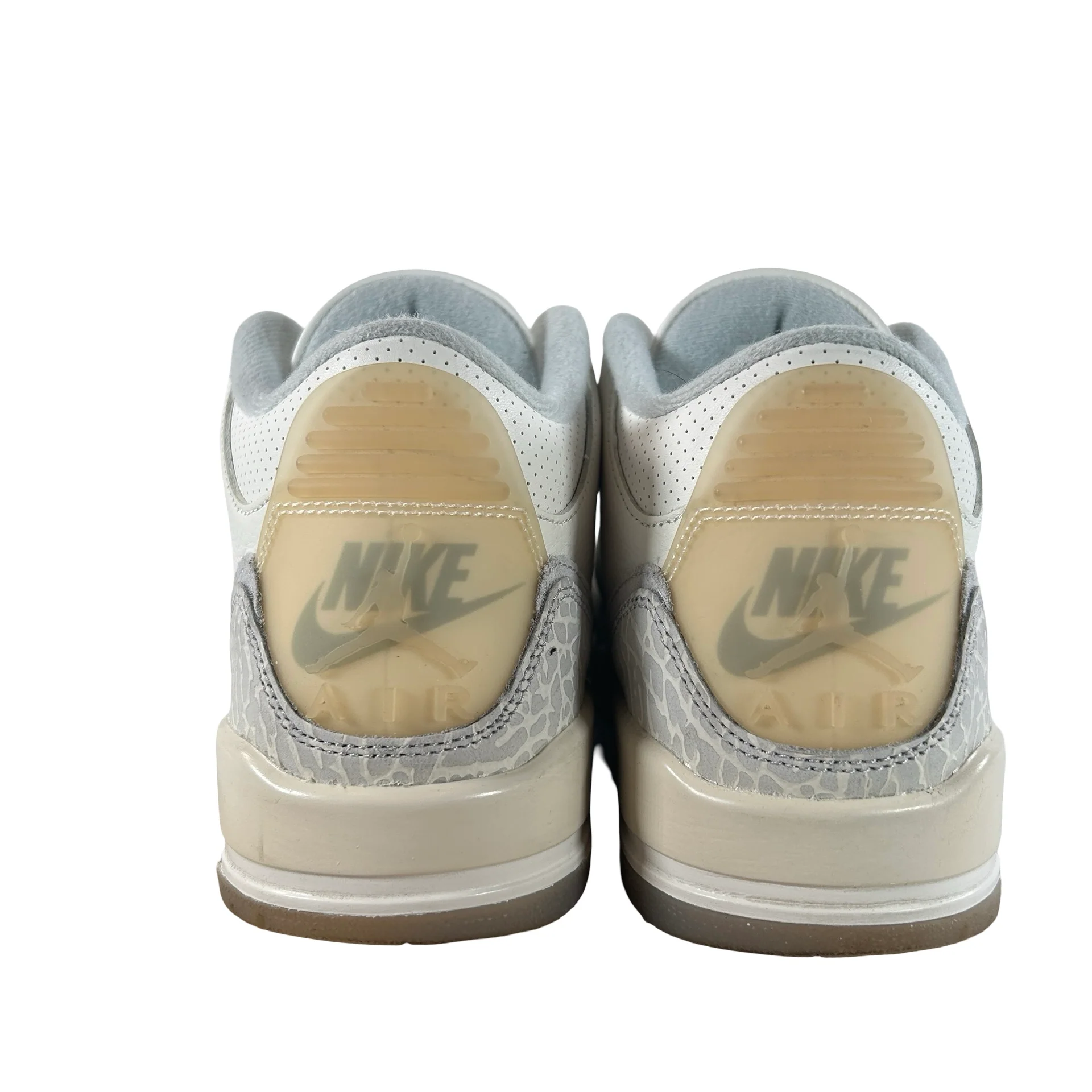 FJ9479 100 Jordan 3 Retro Craft Ivory [USED] - 8.5 M (Used) (No Box) - Image 3