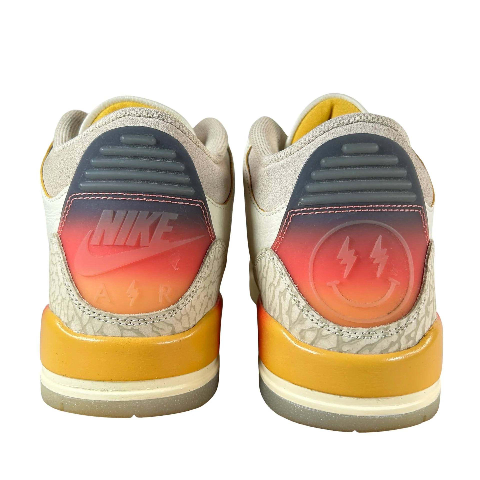 FN0344 901 Jordan 3 Retro SP J Balvin Medellin [USED] - 10 M (Used4) - Image 3