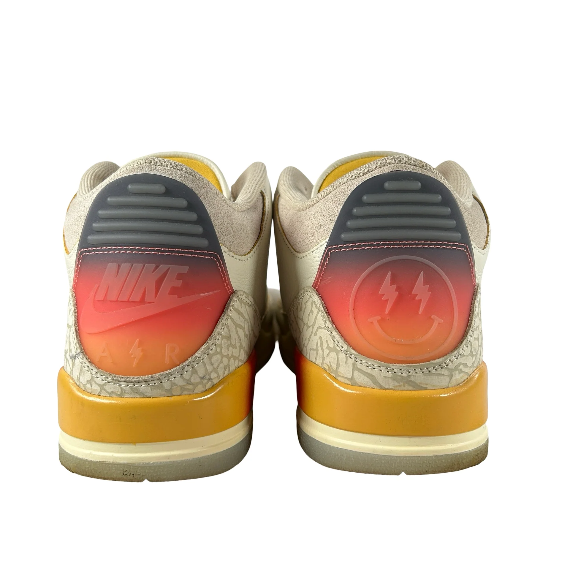 FN0344 901 Jordan 3 Retro SP J Balvin Medellin [USED] - 13 M (Used) - Image 3