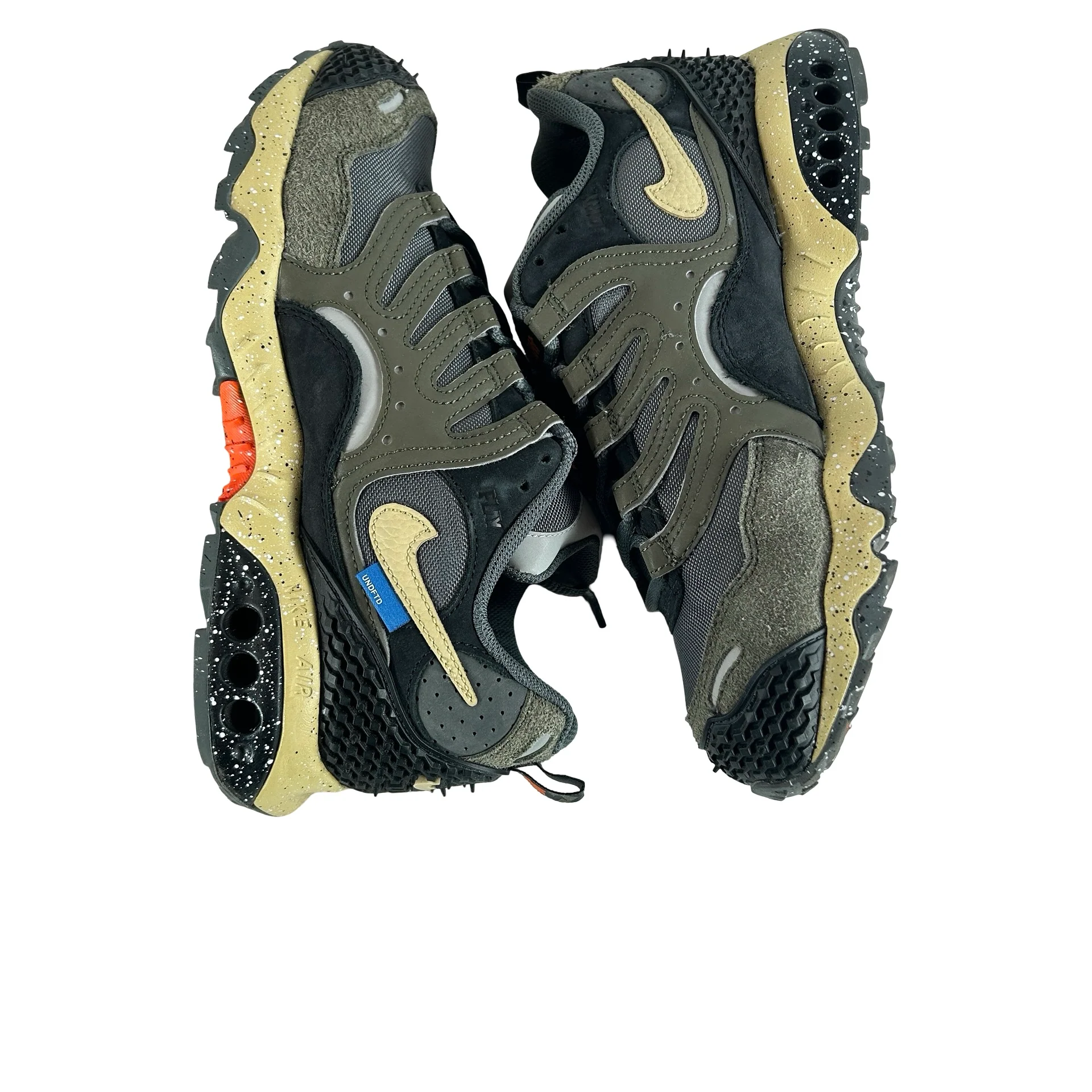 FN7546 300 Undefeated x Air Terra Humara 'Cargo Khaki' [USED] - 7.5 M (Used2) - Image 4