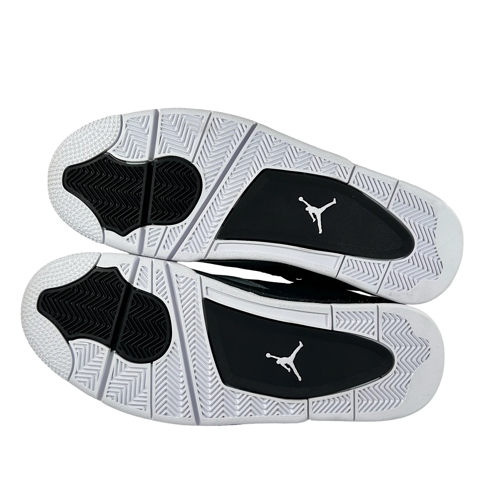 FQ8138 002 Jordan 4 Retro Fear (2024) [USED] - 13 M (VVNDS) - Image 6