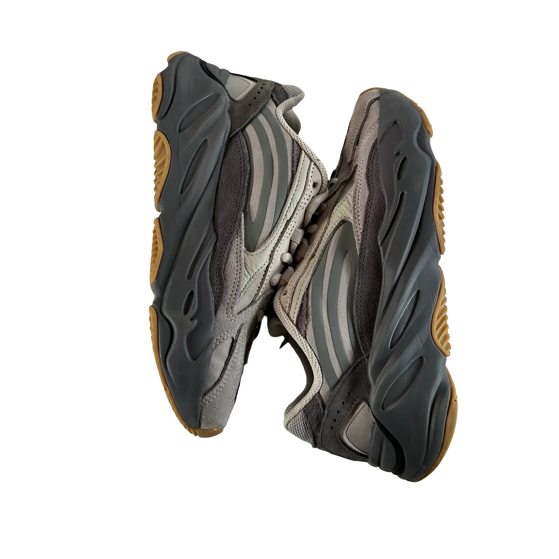 FU7914 Yeezy Boost 700 V2 Tephra [USED] - 5.5 M (Used) - Image 4