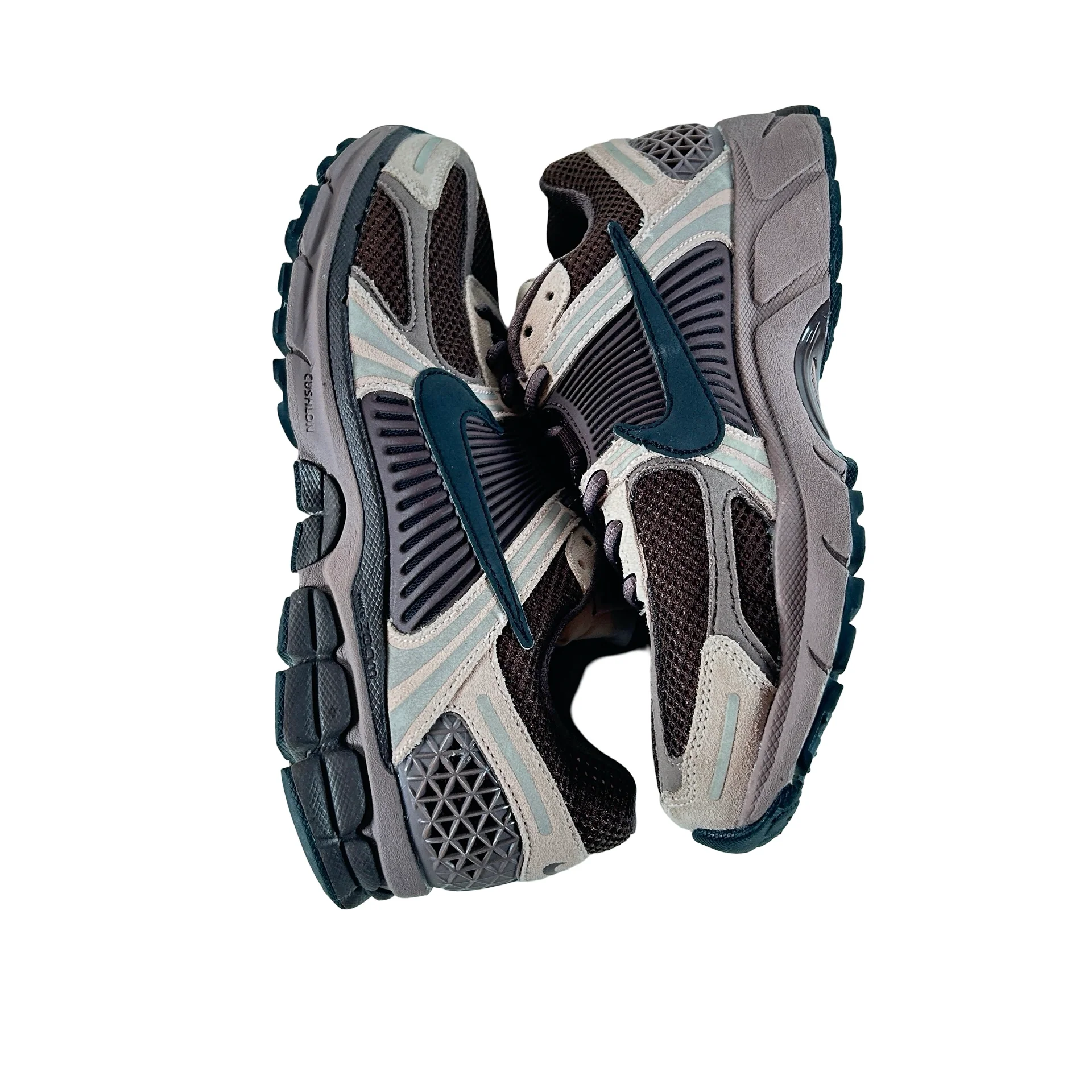FV1166 200 Nike Zoom Vomero 5 Plum Eclipse (W) [USED] - 9.5 W (Used2) (No Box2) - Image 4