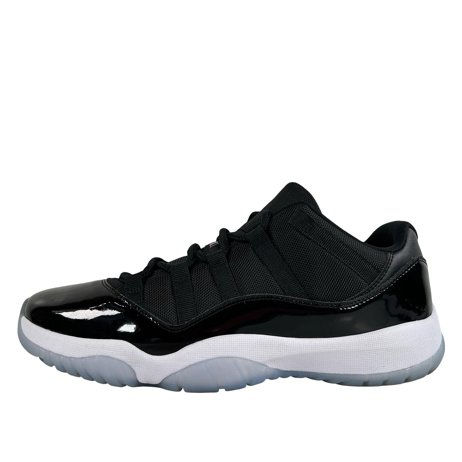 FV5104 004 Jordan 11 Retro Low Space Jam [USED] - 10.5 M (Used2)