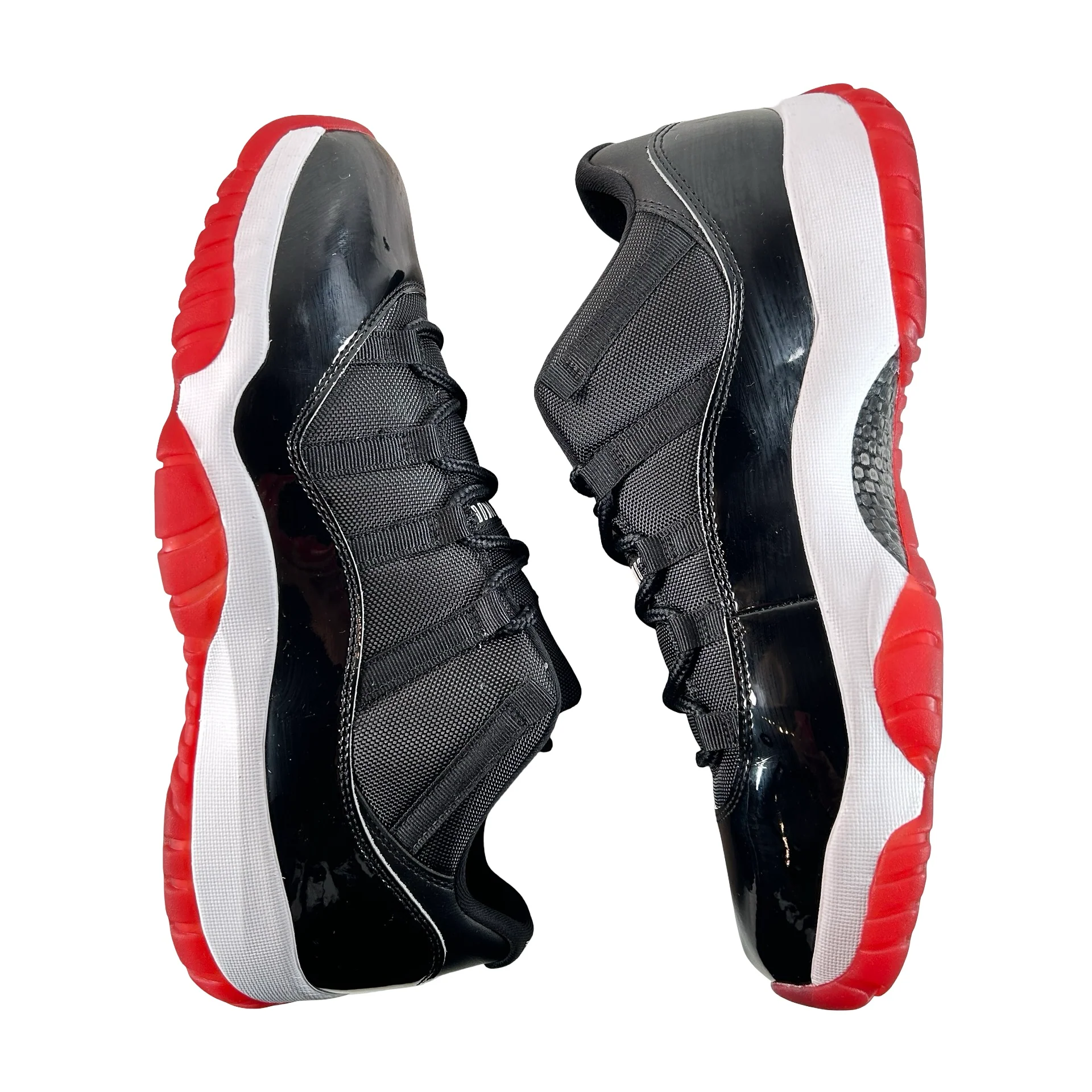 FV5104 006 Jordan 11 Retro Low Bred (2025) - 13 M (VNDS) - Image 4