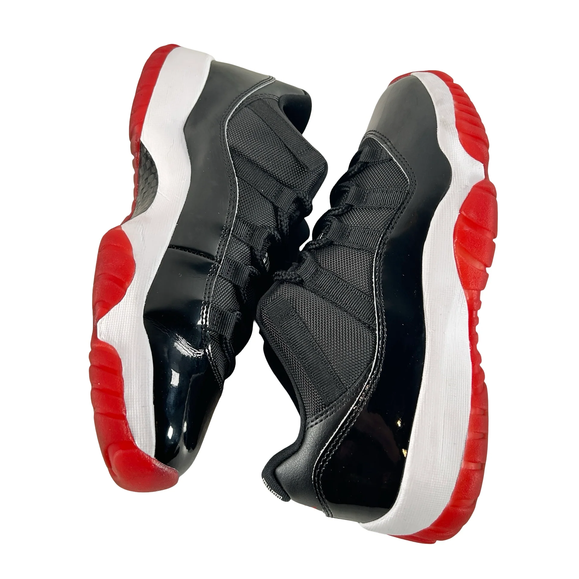 FV5104 006 Jordan 11 Retro Low Bred (2025) - 8.5 M (VNDS2) - Image 5