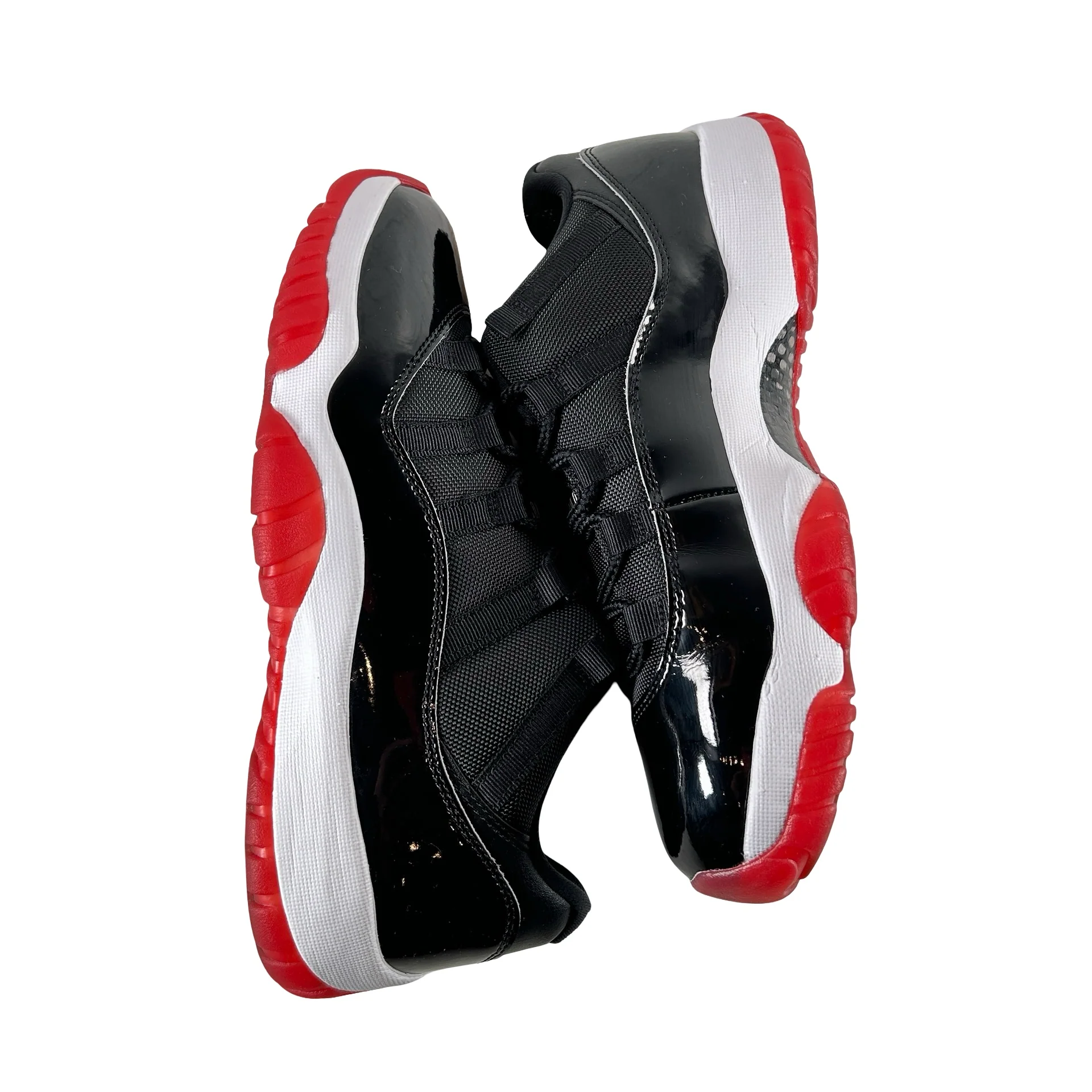 FV5104 006 Jordan 11 Retro Low Bred (2025) - 9.5 M (VNDS) - Image 4