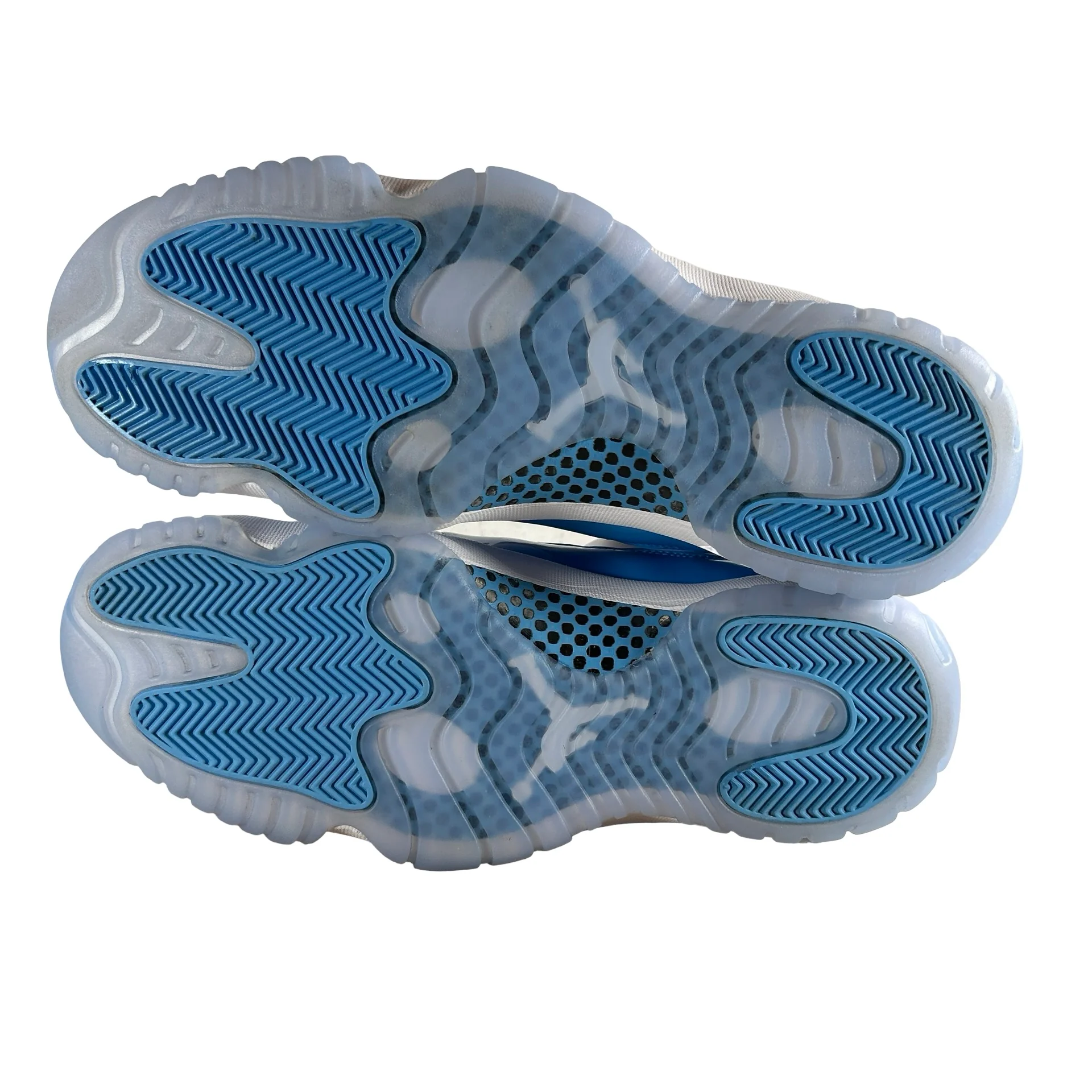 FV5104 100 Jordan 11 Retro Low University Blue (2026) [USED] - 11.5 M (Used) - Image 6