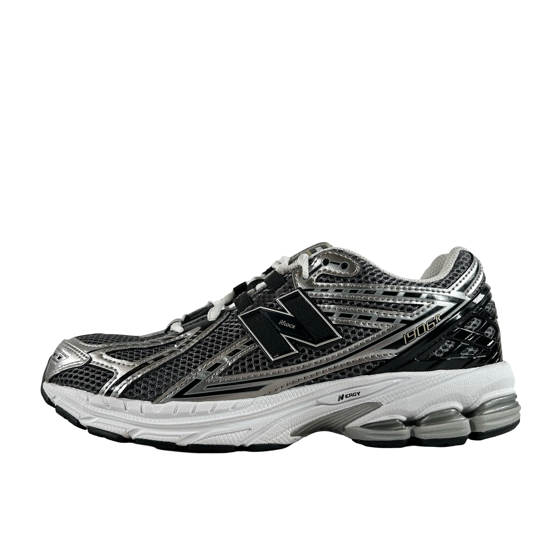 GC1906CG New Balance 1906R Silver Metalic Black (GS) [USED] - 7 Y (Used)