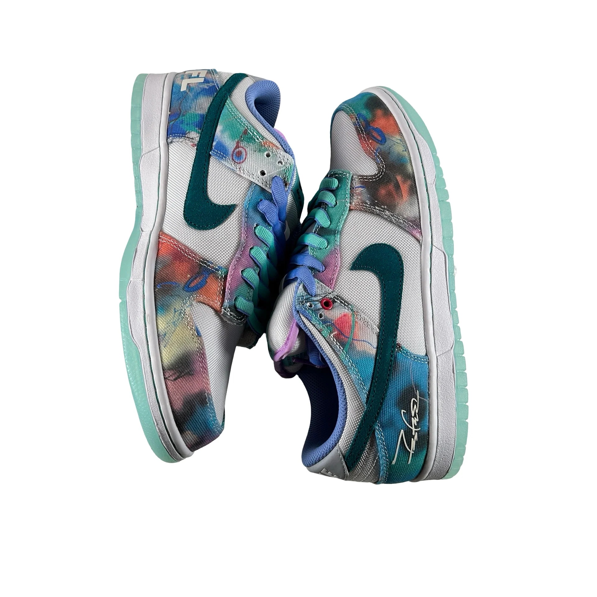 HF6061 400 Nike SB Dunk Low Futura Laboratories Bleached Aqua [CONDITIONAL] - 9 M (Slightly Yellowing Sole) - Image 5