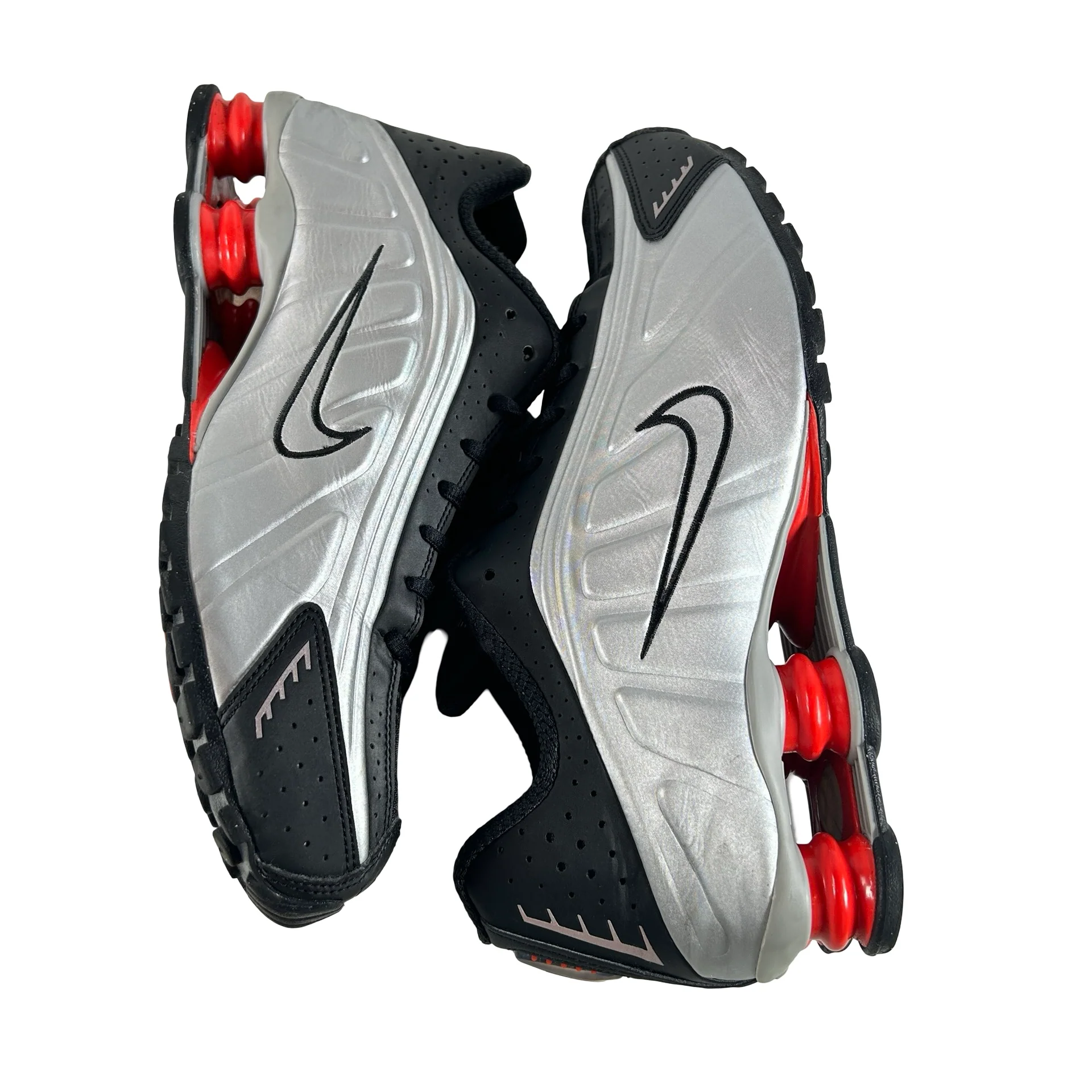 HQ1988 002 Nike Shox R4 Black Metallic Silver (2025) [USED] - 11 M (Used2) - Image 5