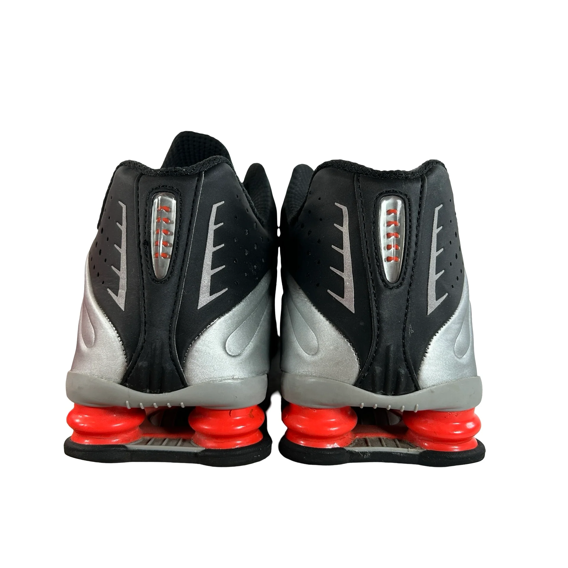 HQ1988 002 Nike Shox R4 Black Metallic Silver (2025) [USED] - 11 M (Used6) - Image 3