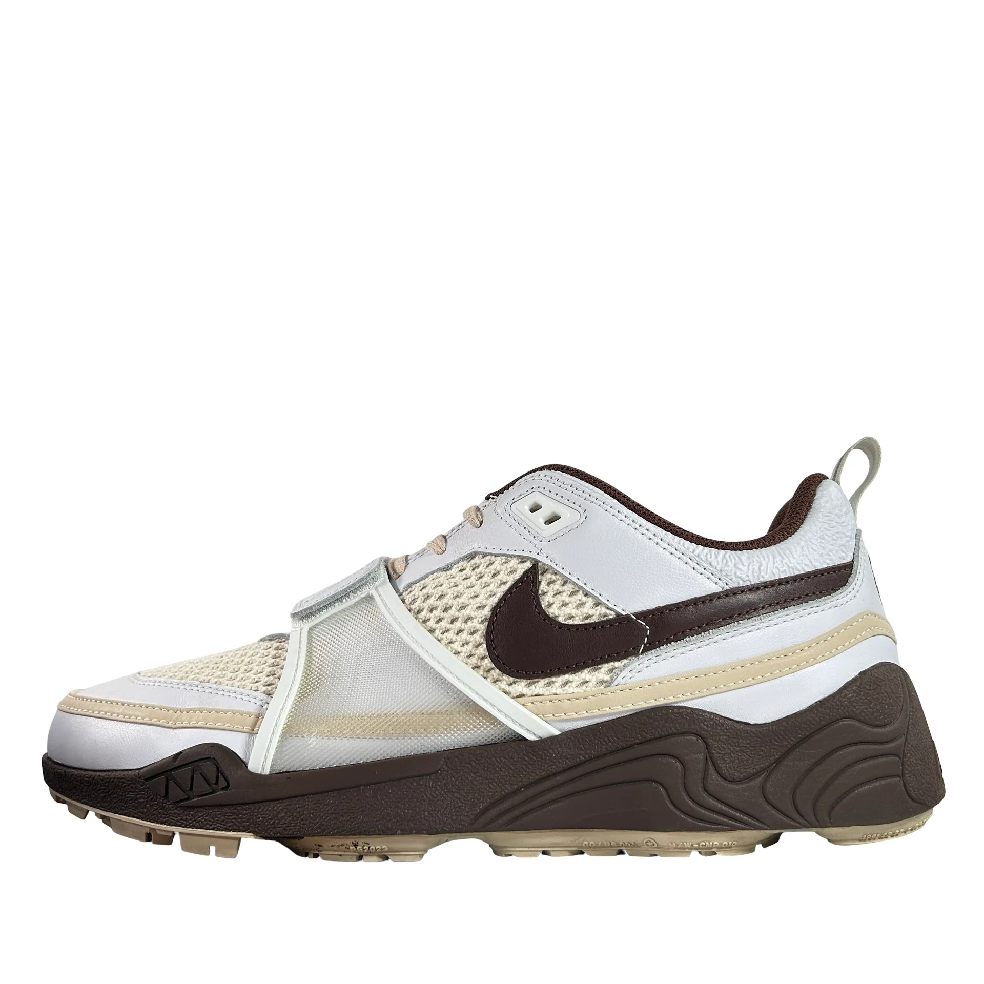 HQ3073 100 Nike Zoom Field Jaxx Travis Scott Light Chocolate [USED] - 13 M (Used)