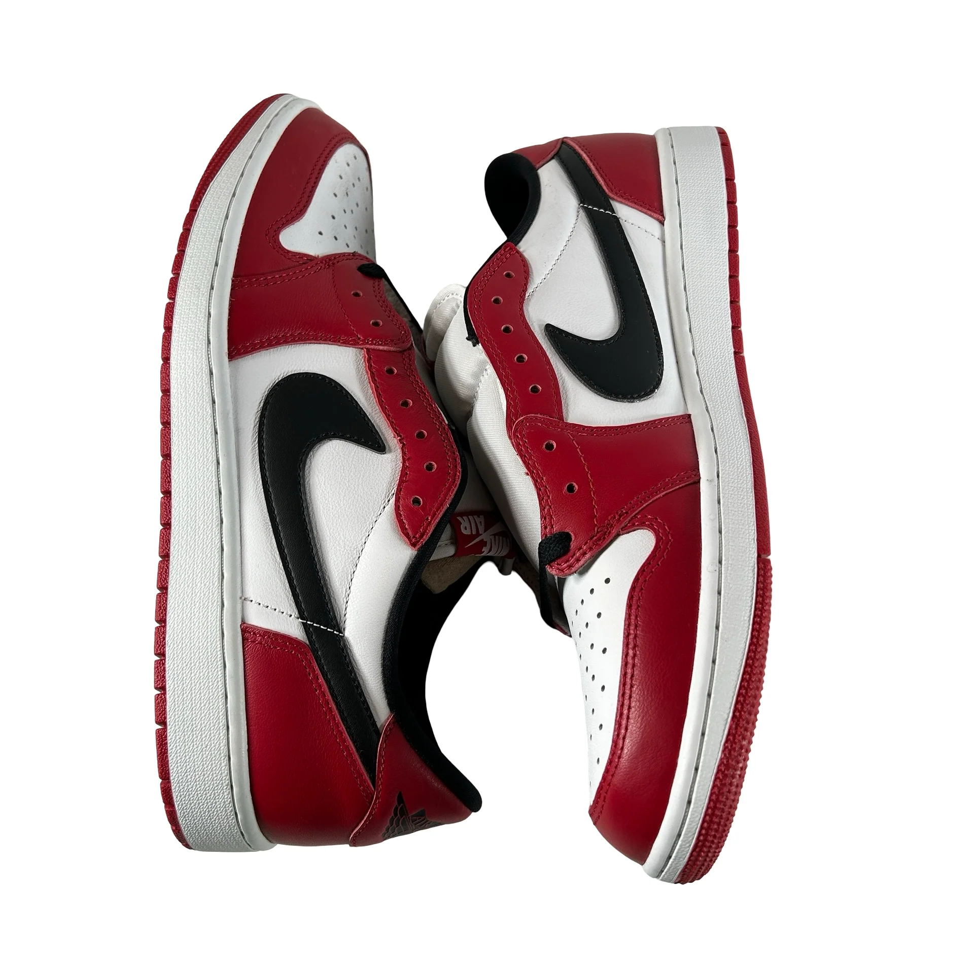 HQ6998 600 Jordan 1 Retro Low OG Chicago (2025) [USED] - 13 M (VNDS) (No Box) - Image 4
