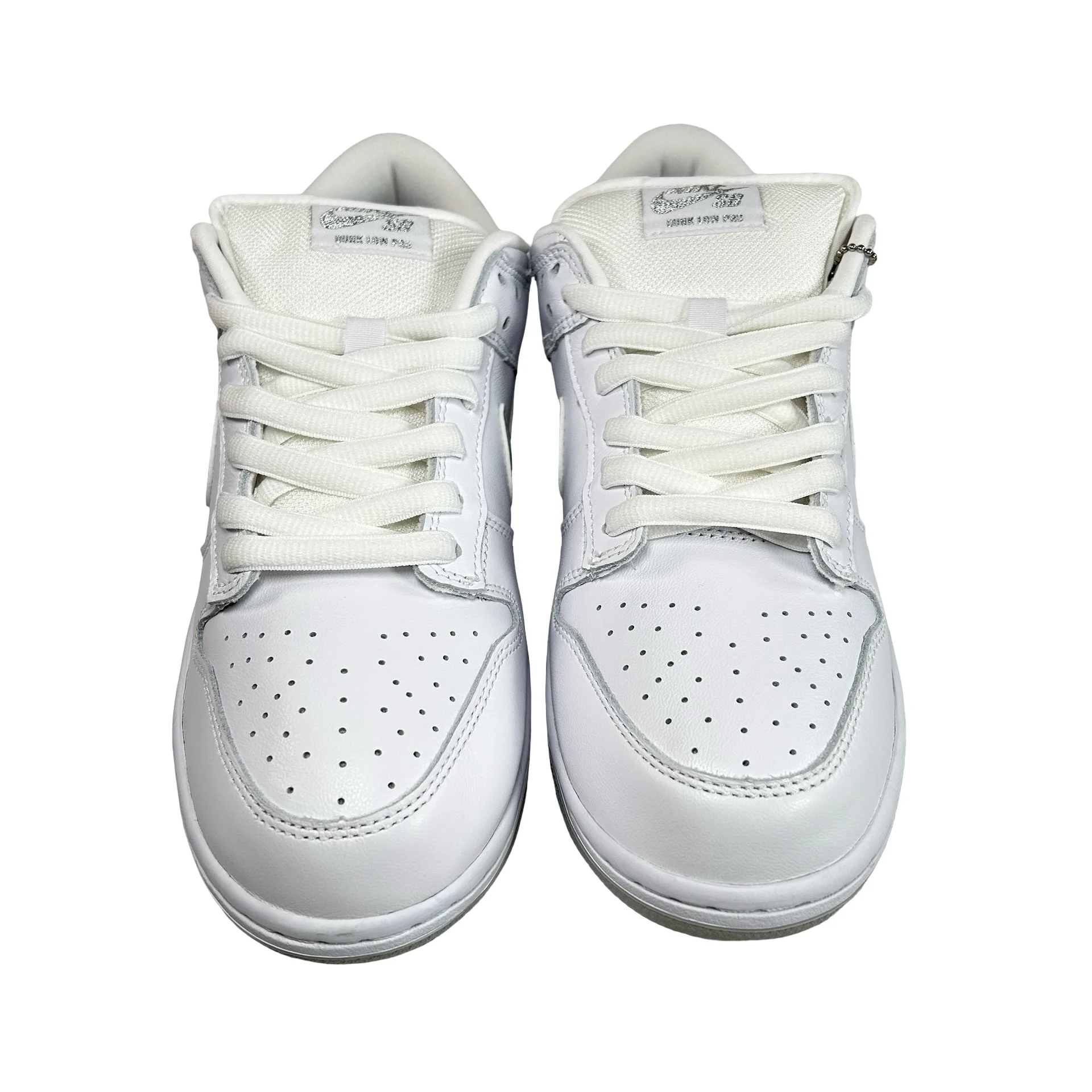 HQ8487 100 Nike SB Dunk Low Supreme 94 White Metallic Silver - Image 2