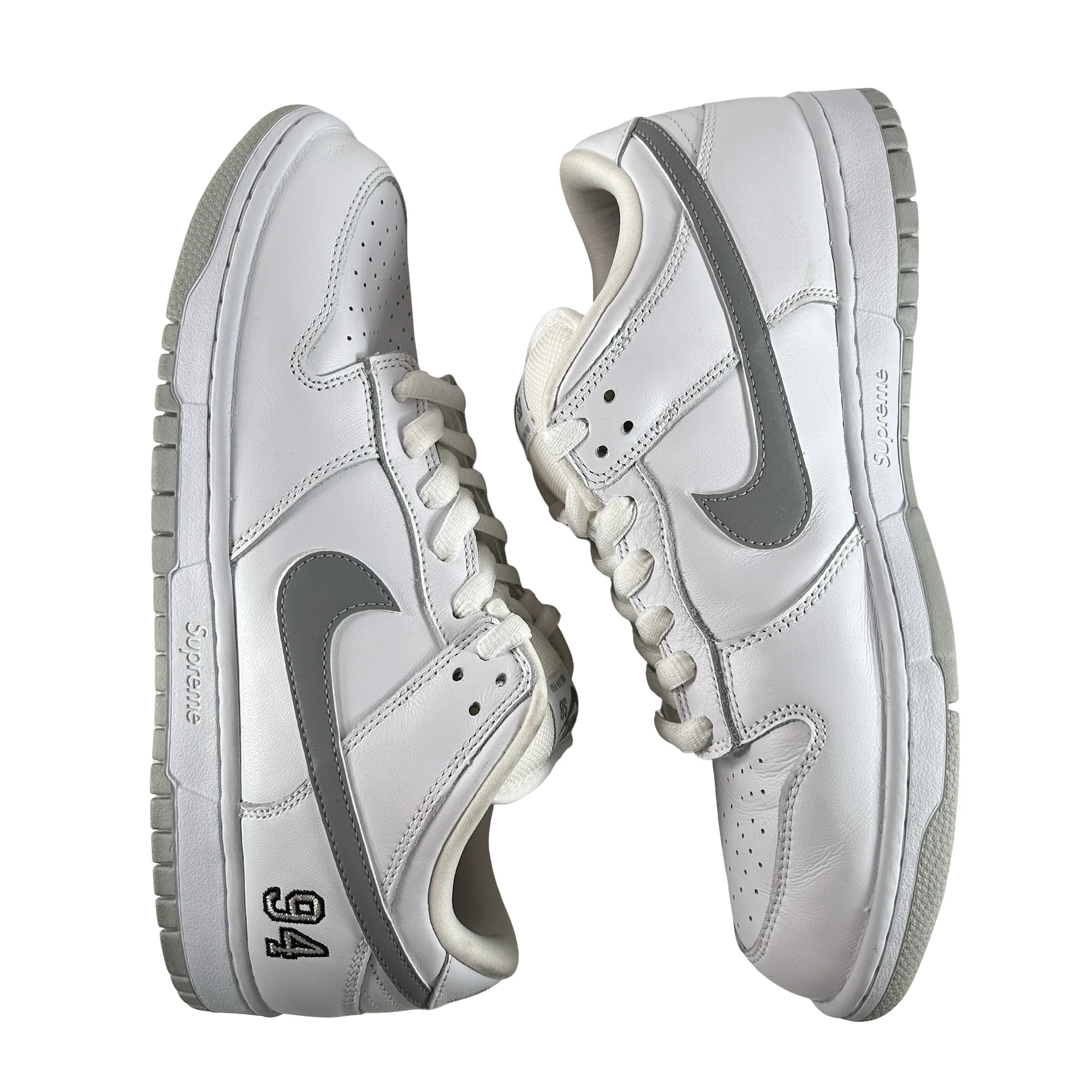 HQ8487 100 Nike SB Dunk Low Supreme 94 White Metallic Silver [USED] - 10.5 M (Used2) - Image 4