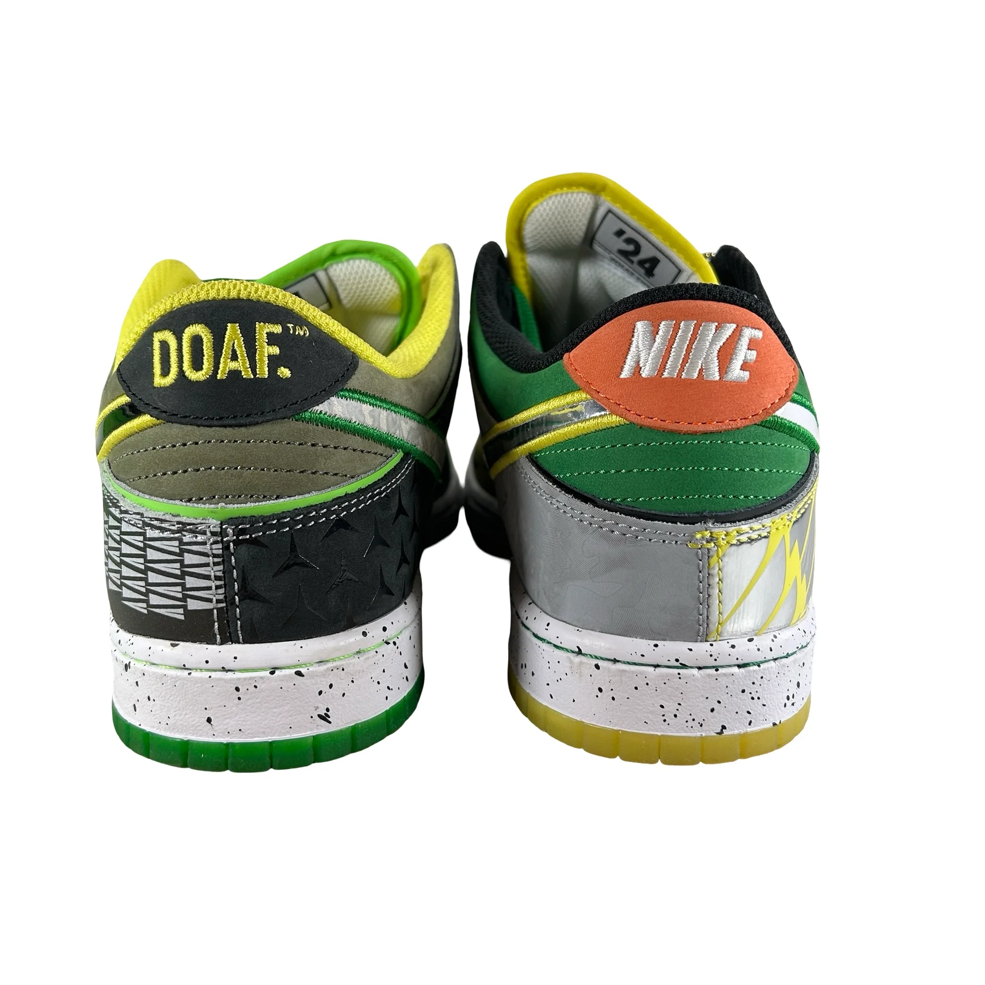 HV1454 100  Nike Dunk Low What the Duck Away University of Oregon PE [USED] - 10.5 M (Used) - Image 3