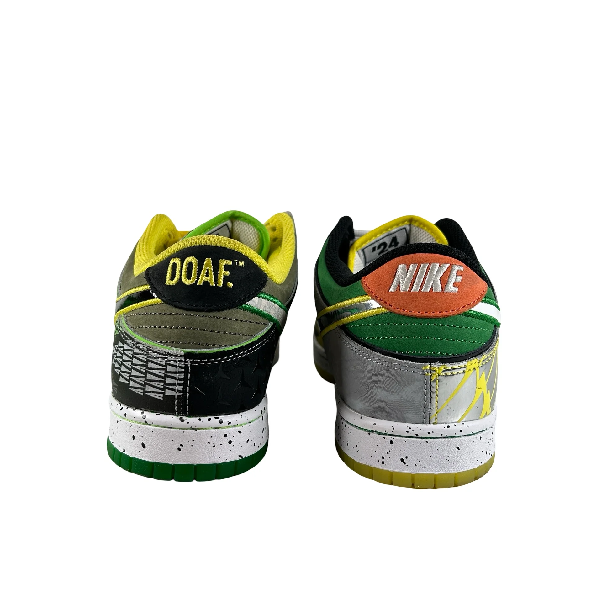 HV1454 100  Nike Dunk Low What the Duck Away University of Oregon PE [USED] - 11 M (Used) - Image 3